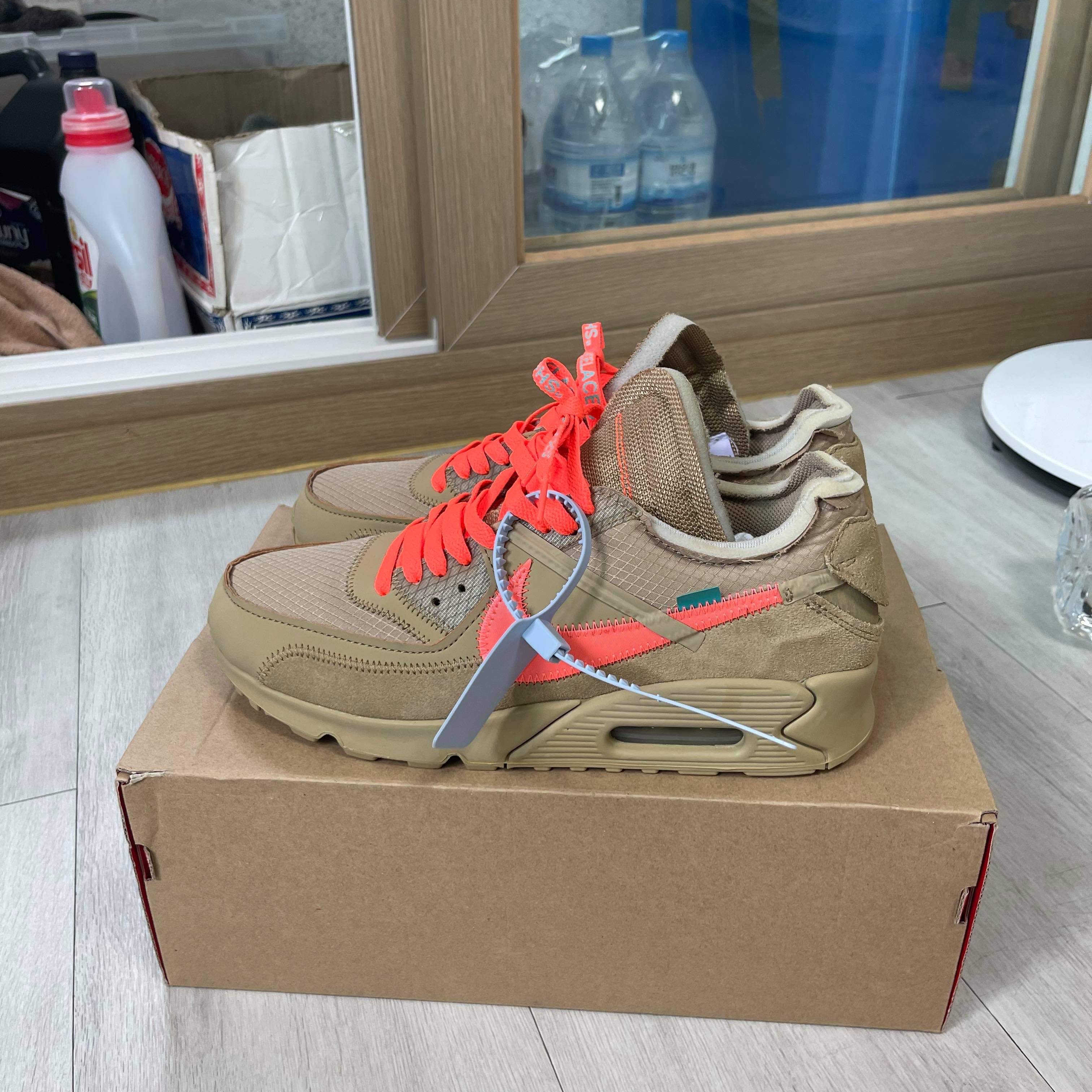 Nike x Off-White Air Max 90 V2 Desert Ore 착용 스타일 - 1