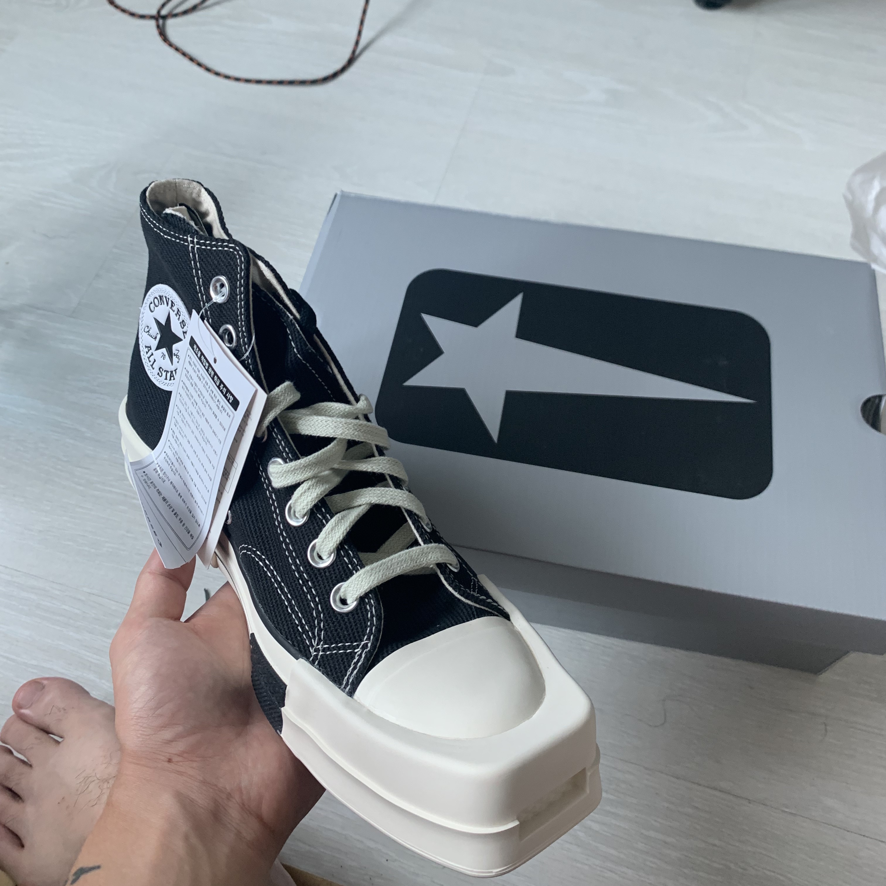 Converse x Drkshdw Turbodrk Chuck 70 Hi Black 착용 스타일