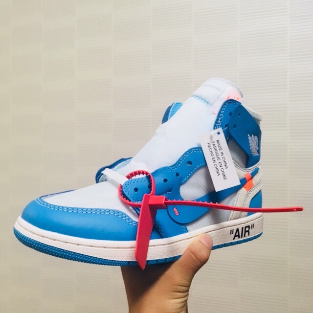 Jordan 1 x Off-White Retro High University Blue 착용 스타일