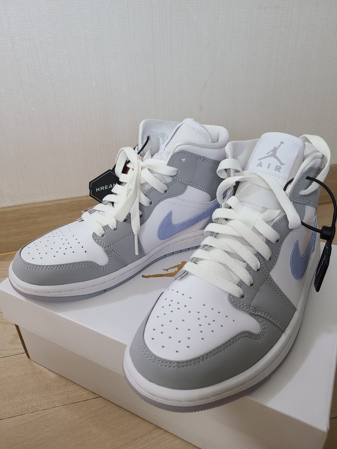 (W) Jordan 1 Mid Wolf Grey 착용 스타일
