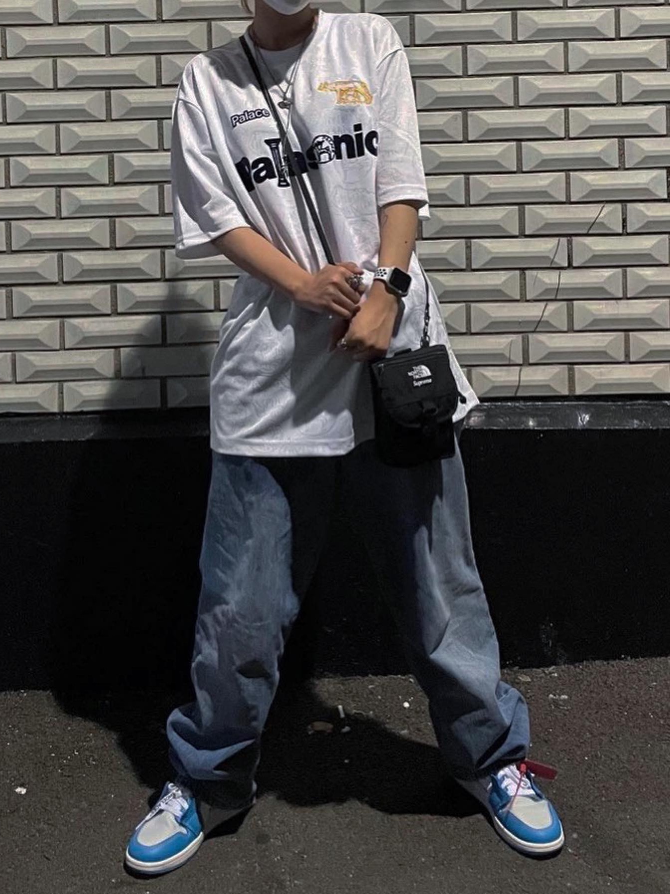 Palace Palasonic T-Shirt White - 21SS 착용 스타일