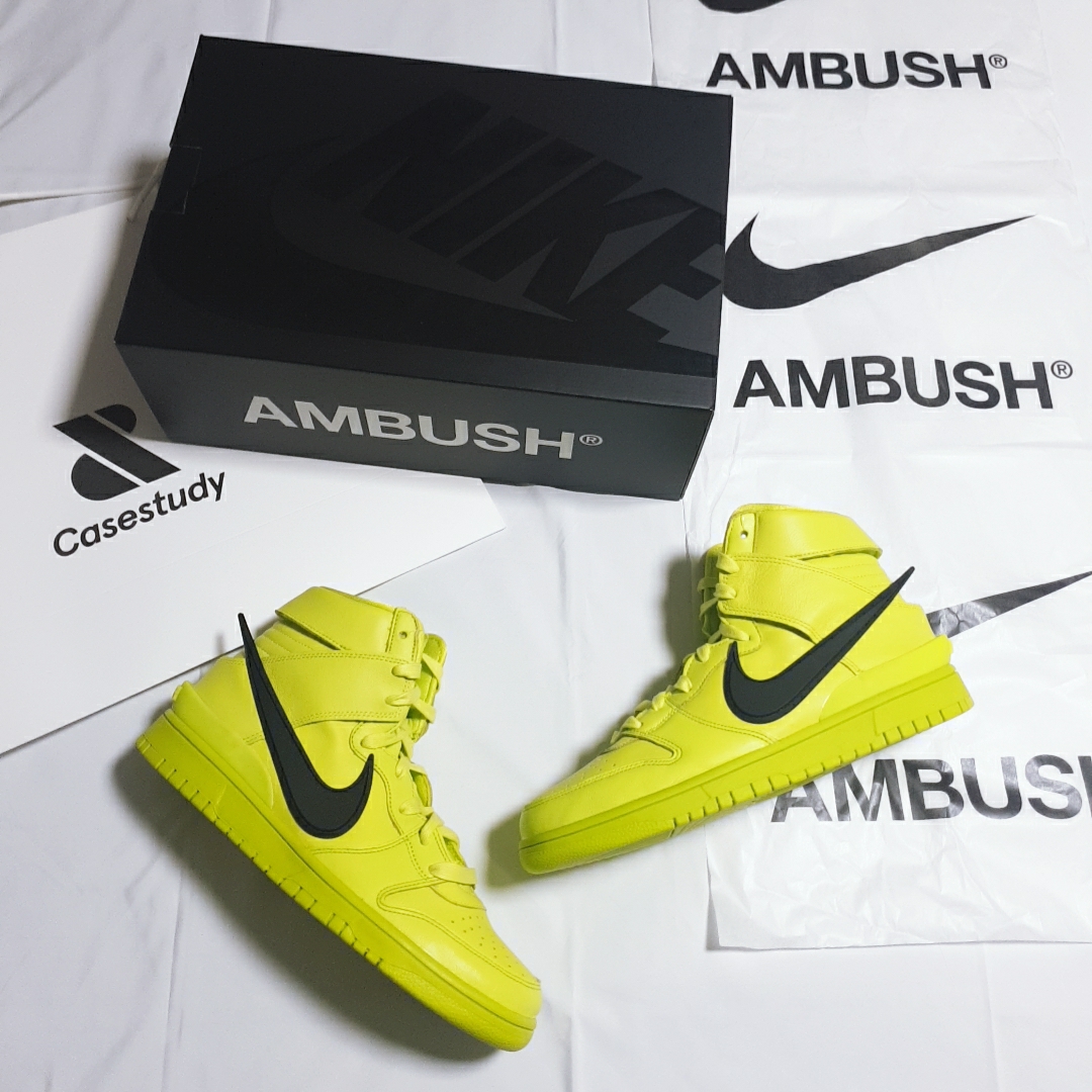 Nike x Ambush Dunk High Flash Lime 착용 스타일 - 5