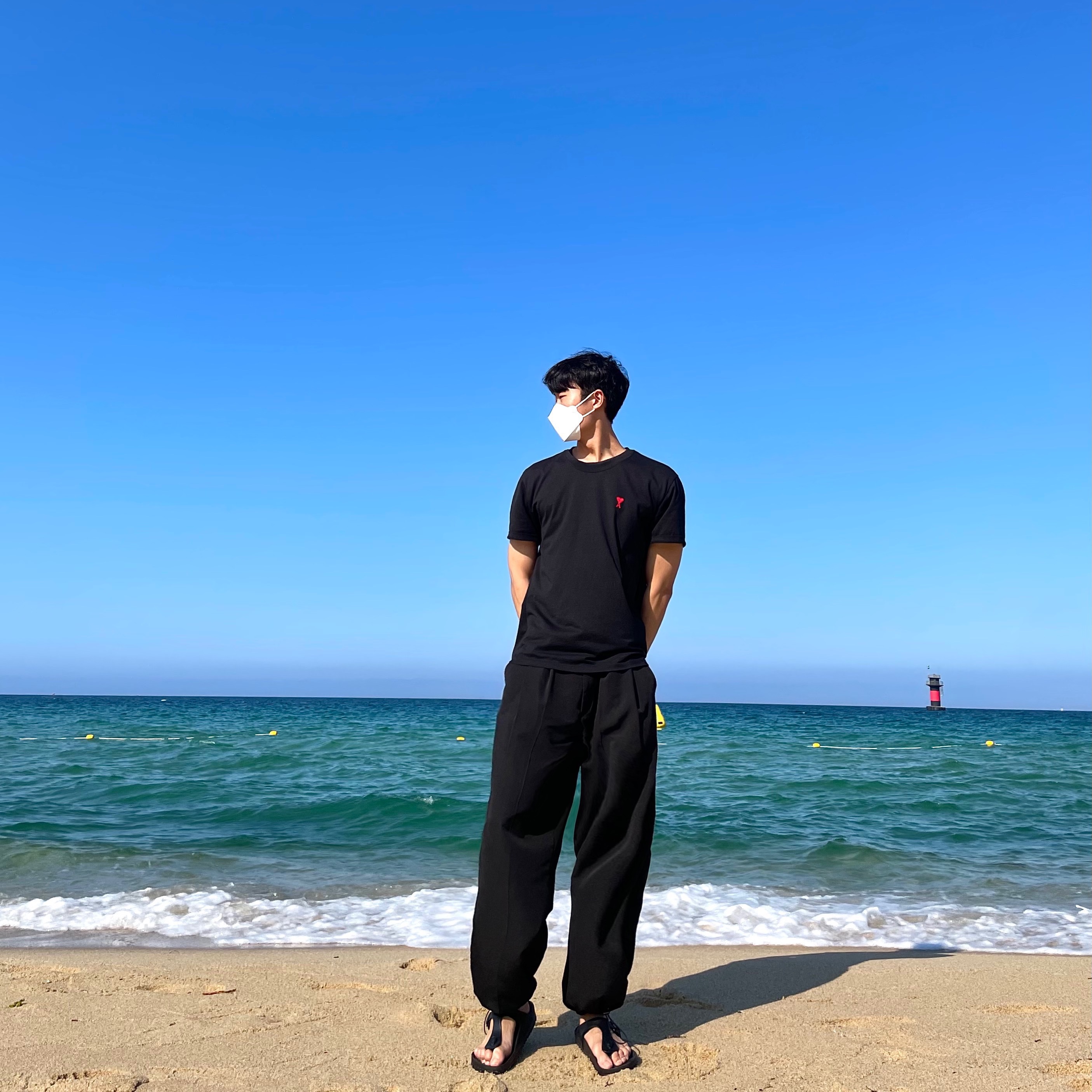 AMI de Coeur T-Shirt Black 착용 스타일