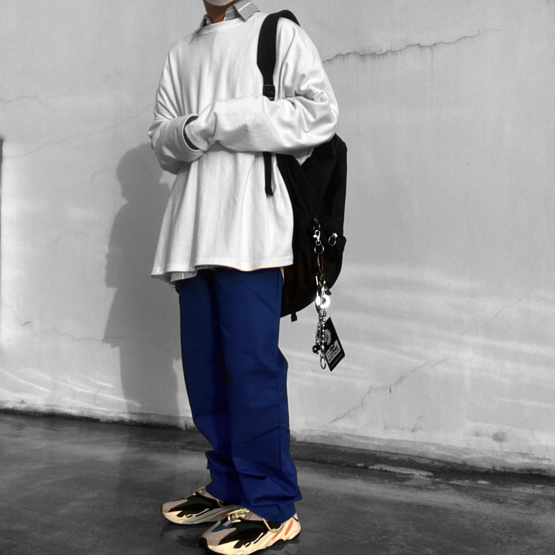 Nike x Travis Scott SB Dunk Low, Adidas Yeezy Boost 700 Wave Runner Solid Grey 2017/2019 착용 스타일 - 2