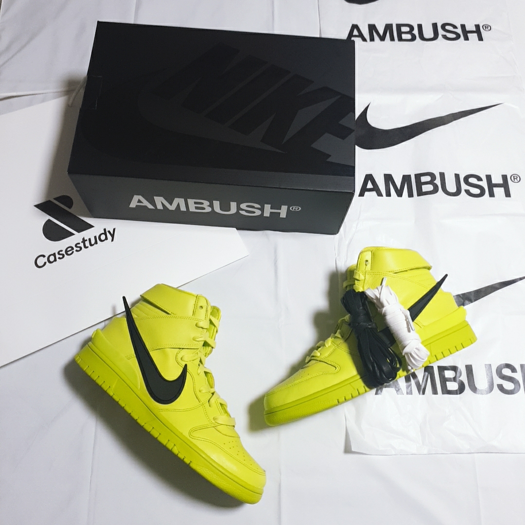 Nike x Ambush Dunk High Flash Lime 착용 스타일 - 4