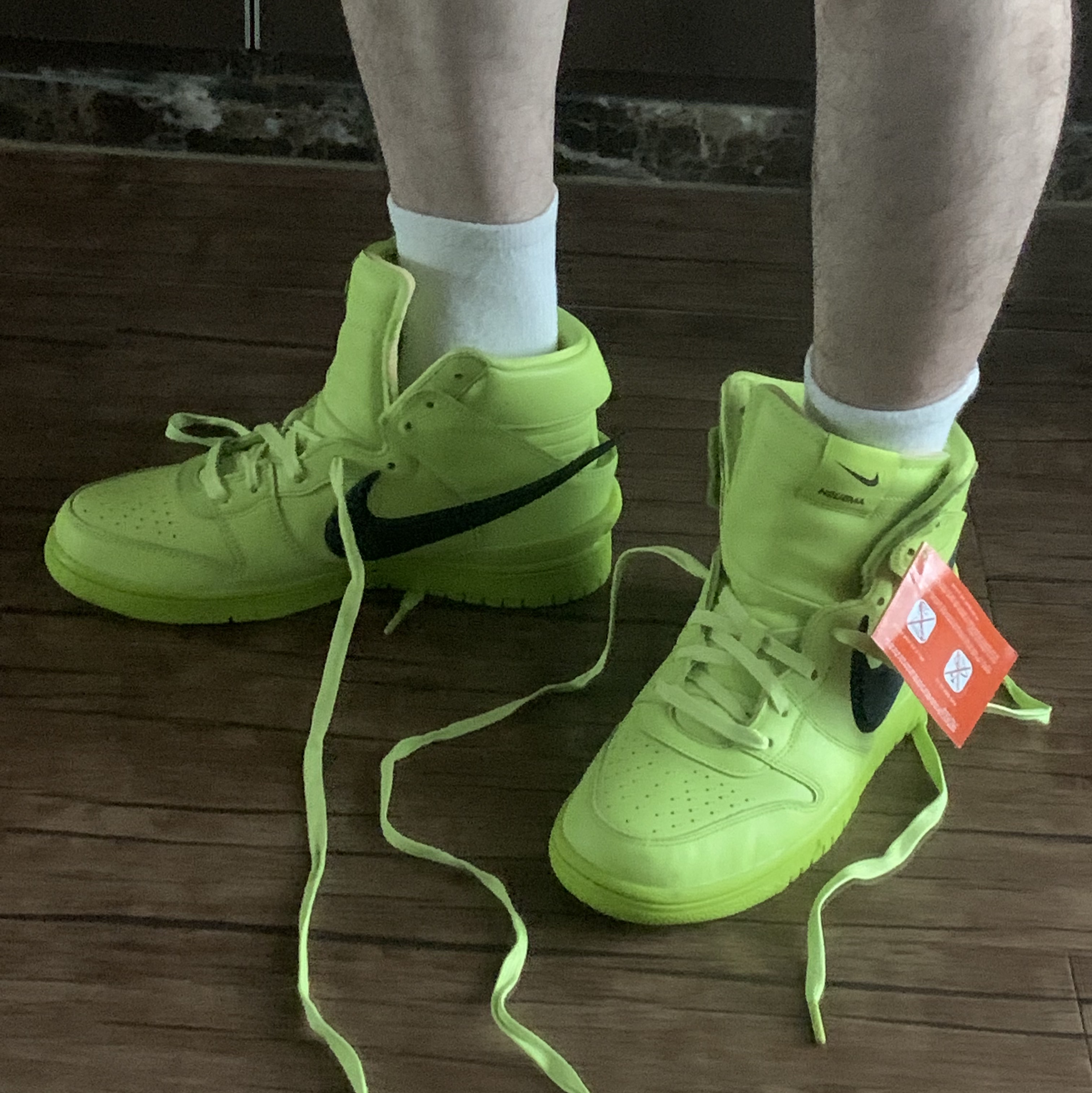 Nike x Ambush Dunk High Flash Lime 착용 스타일 - 2