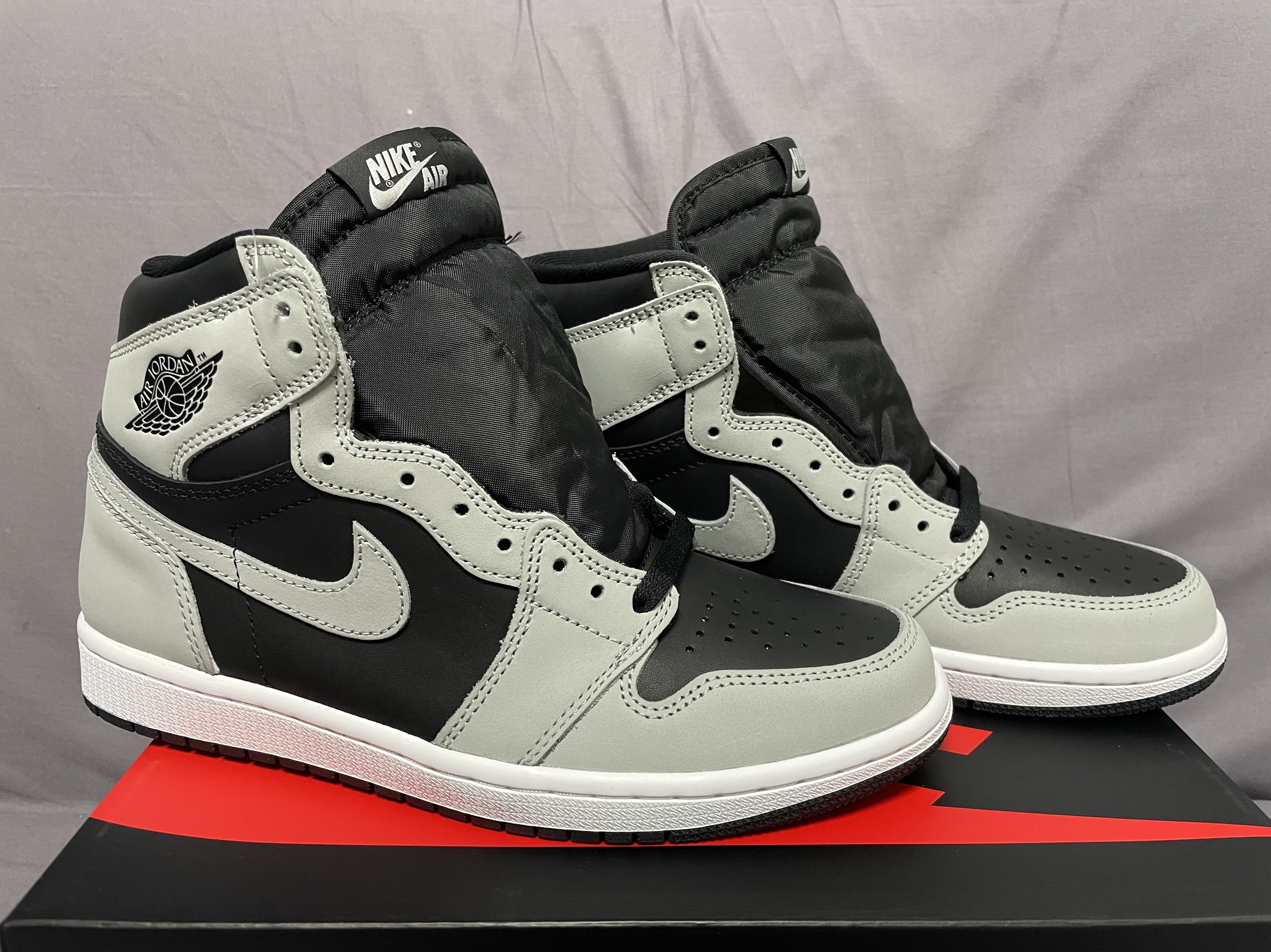 Jordan 1 Retro High OG Shadow 2.0 착용 스타일 - 1