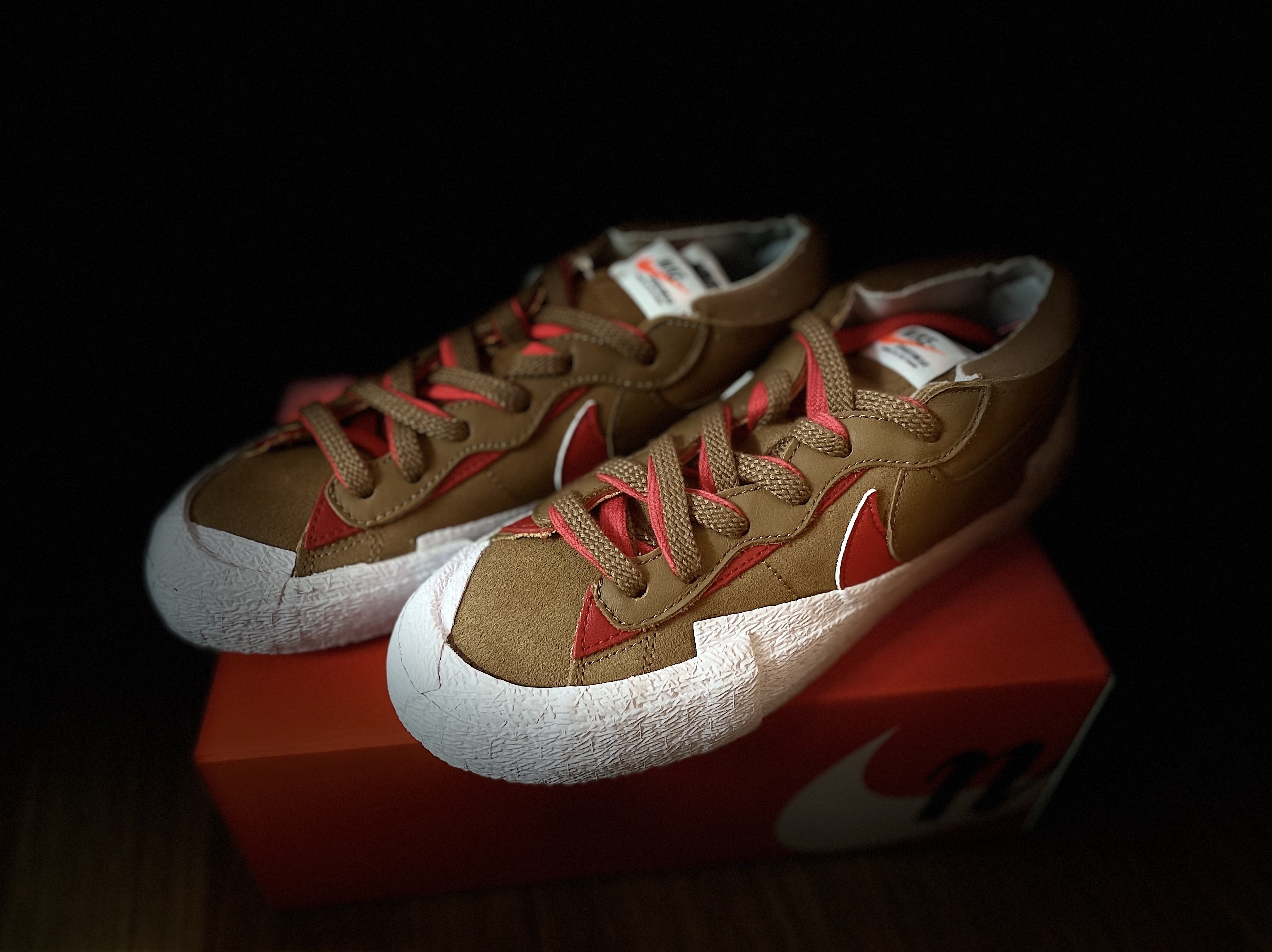 Nike x Sacai Blazer Low British Tan 착용 스타일
