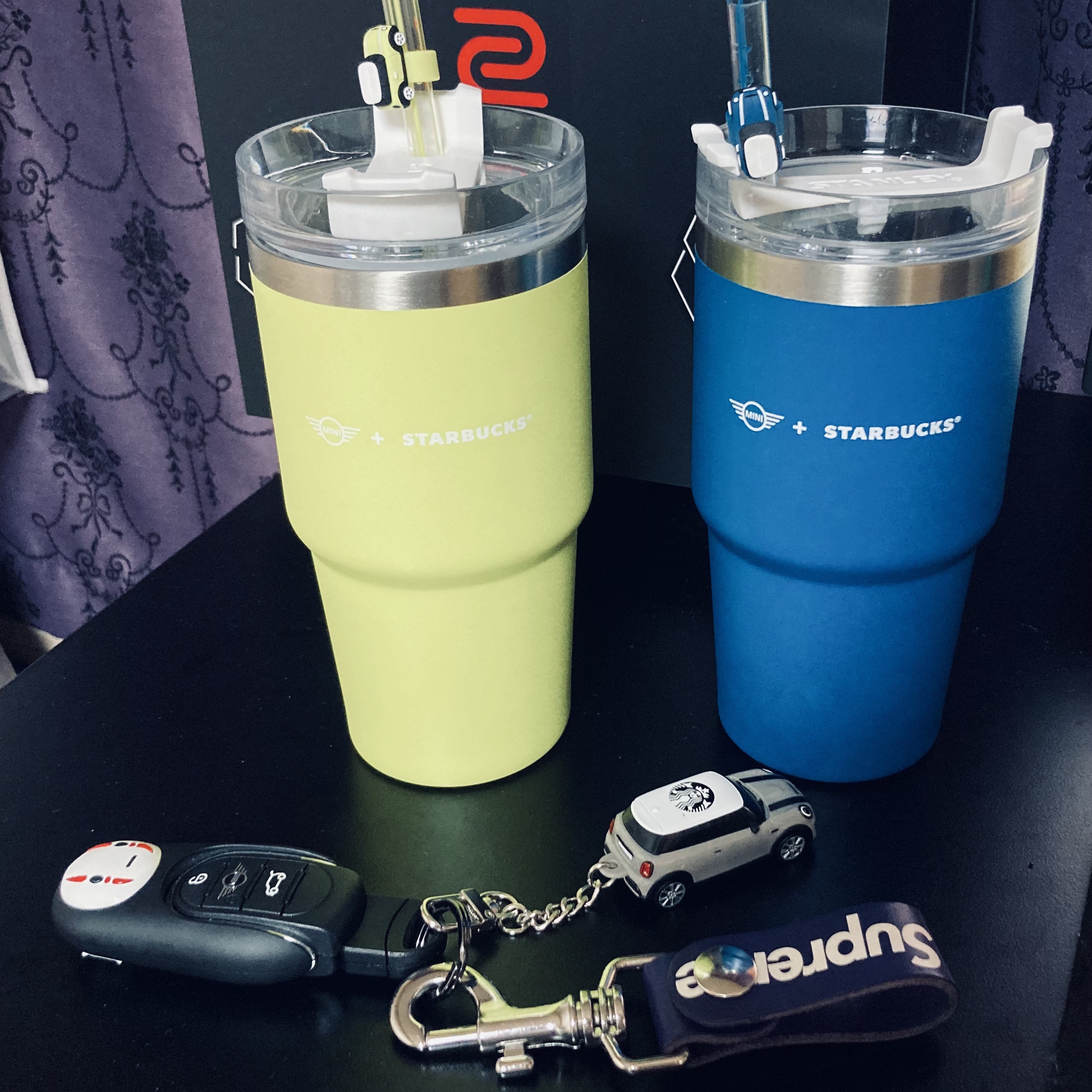 Supreme Leather Key Loop Purple - 21SS, Stanley x Starbucks x MINI SS Quencher Blue Tumbler 591ml 착용 스타일