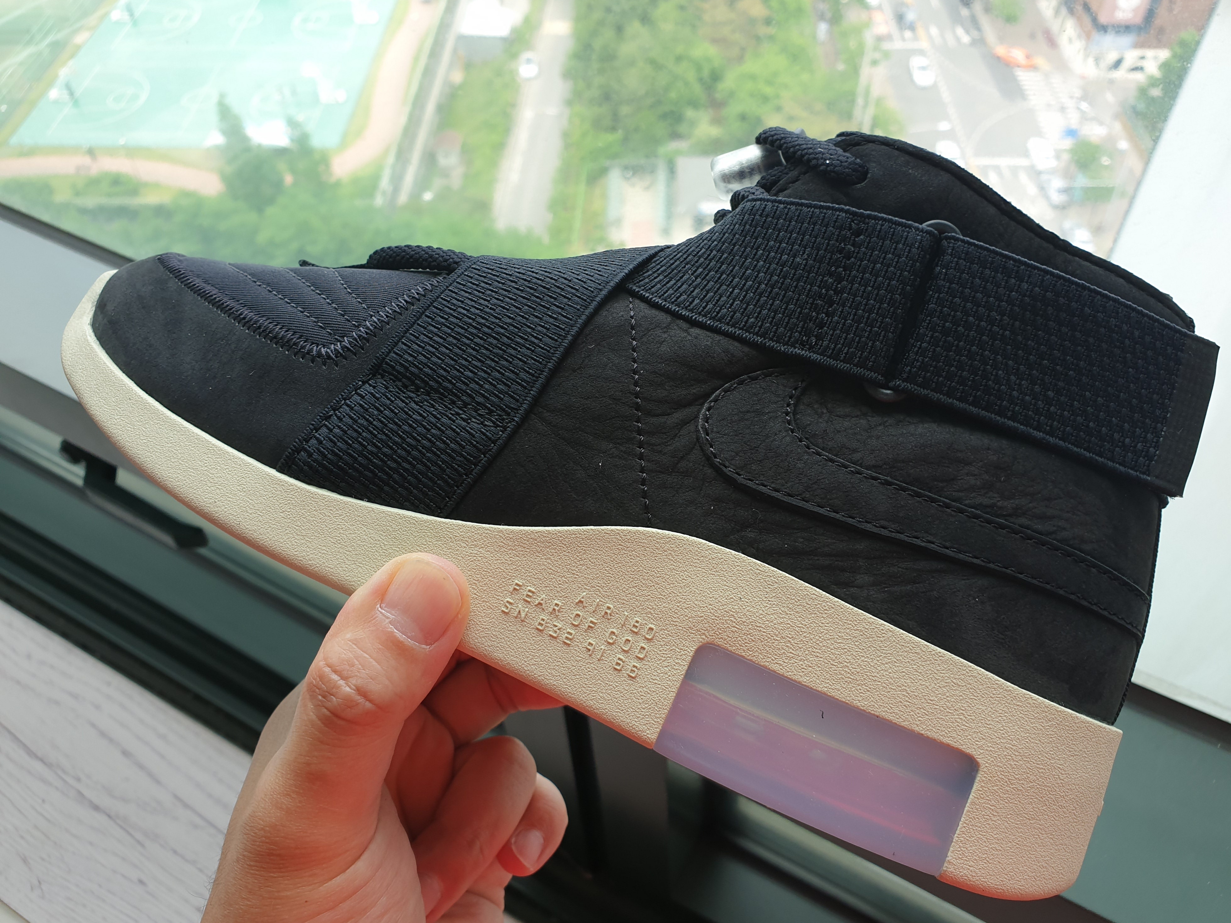 Nike x Fear of God Air Fear of God Raid Black 착용 스타일