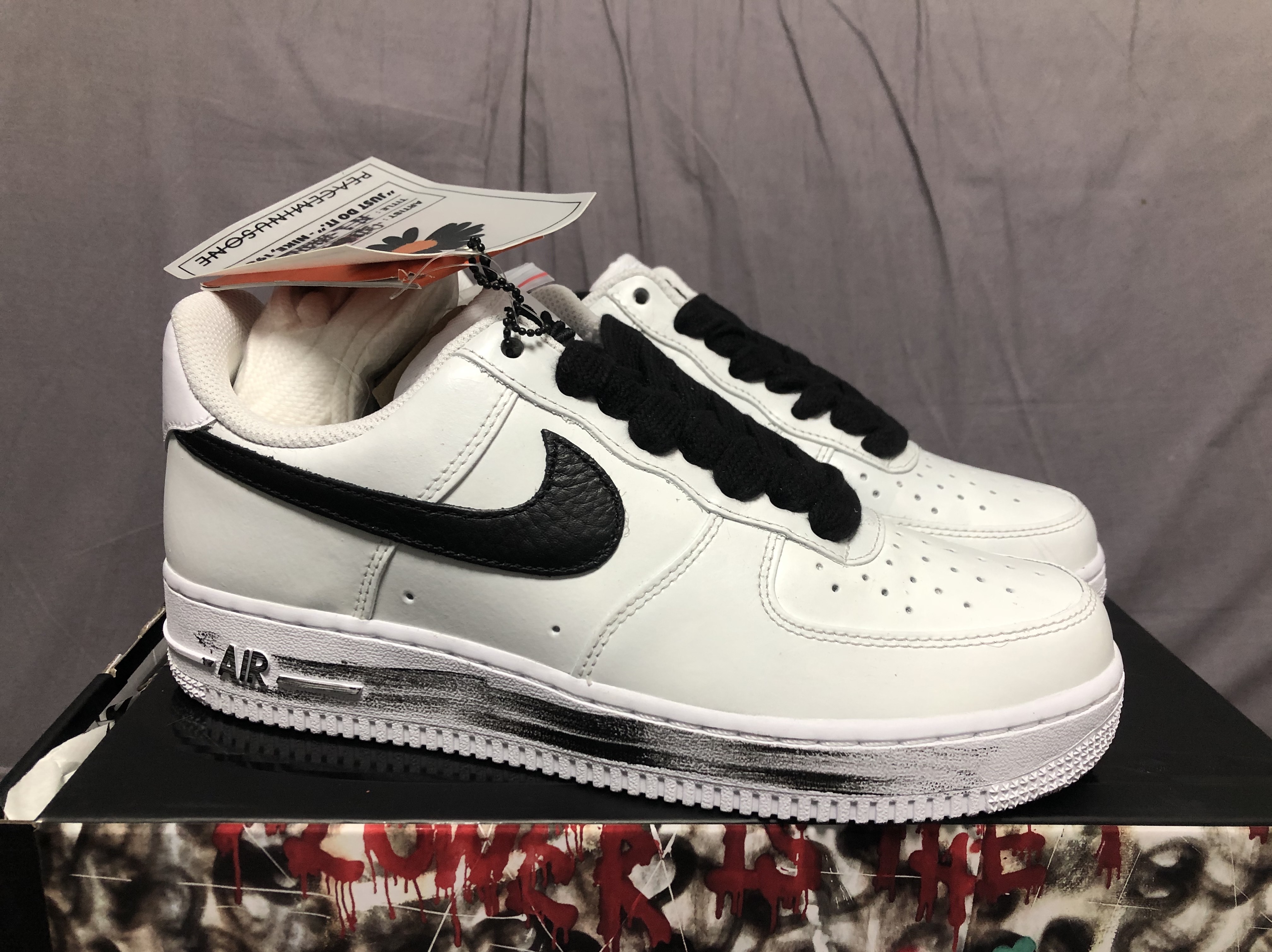 Nike x Peaceminusone Air Force 1 Low Para-Noise 2.0 착용 스타일 - 2
