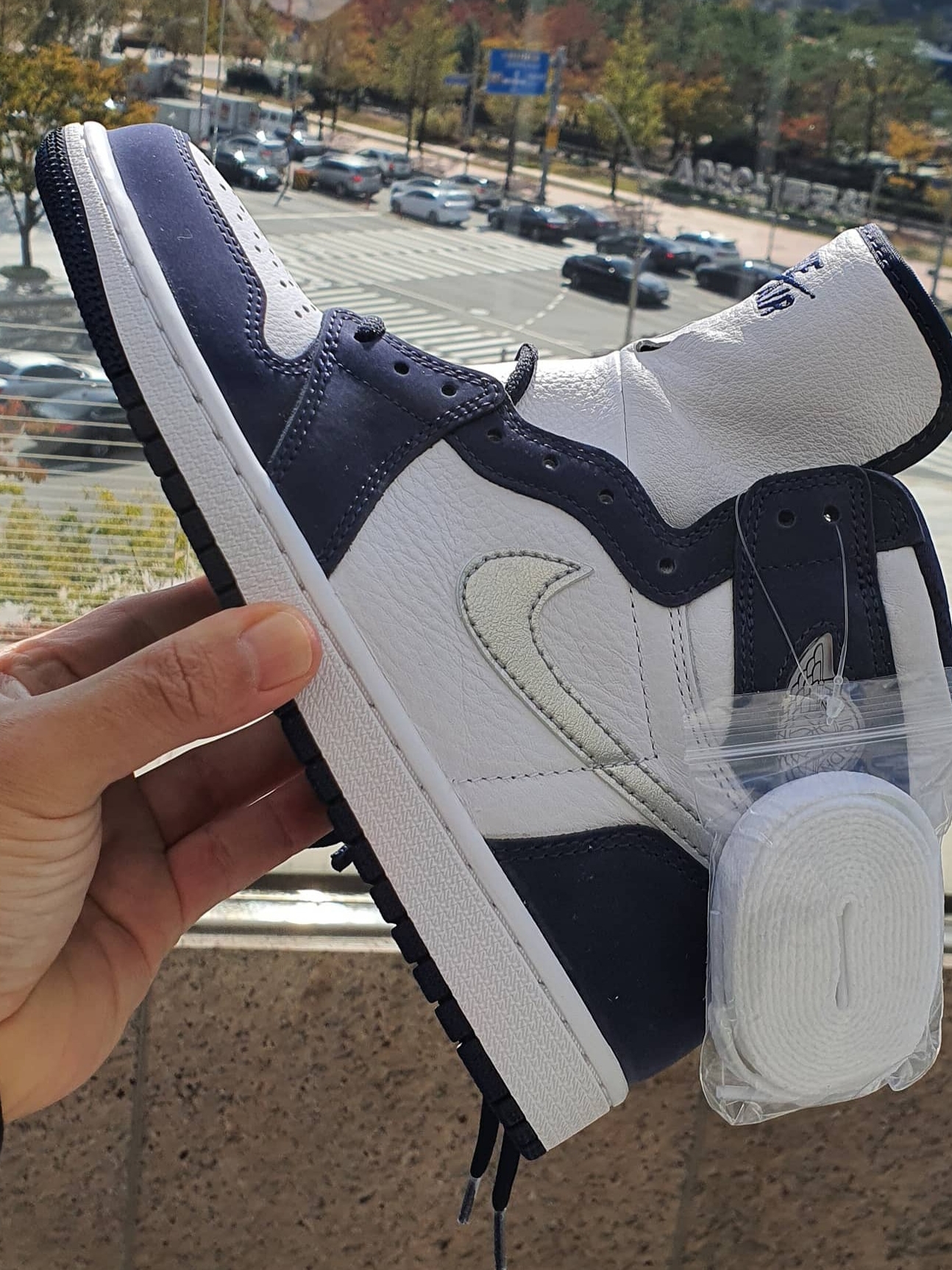 Jordan 1 Retro High OG CO.JP Midnight Navy 착용 스타일