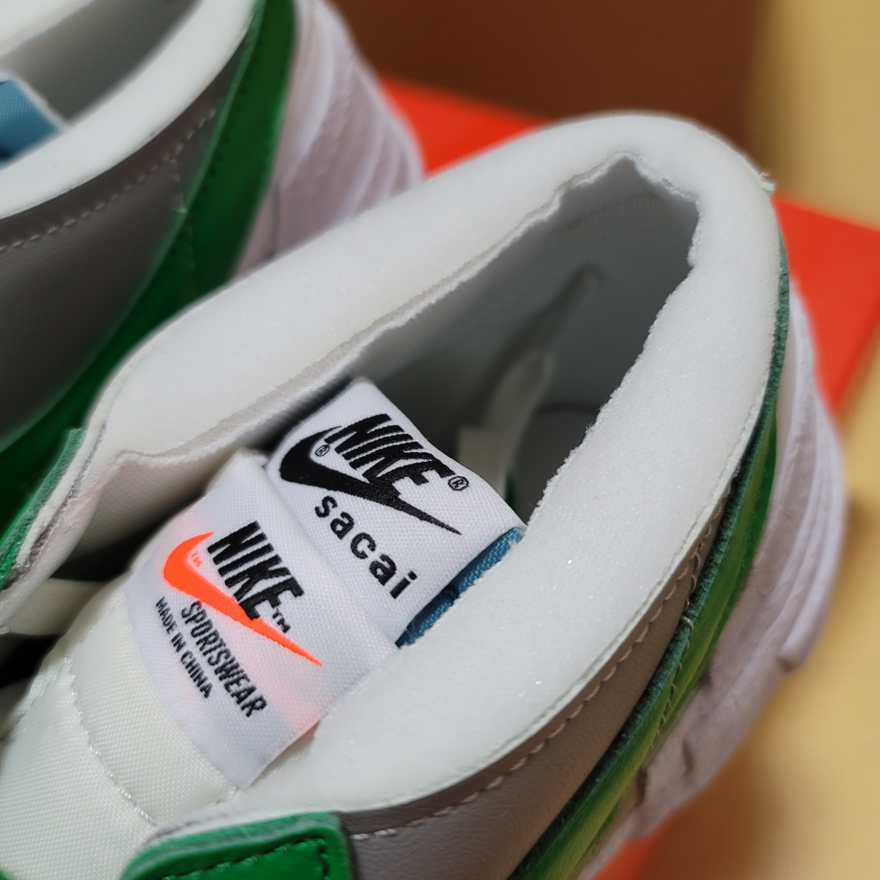 Nike x Sacai Blazer Low Classic Green 착용 스타일