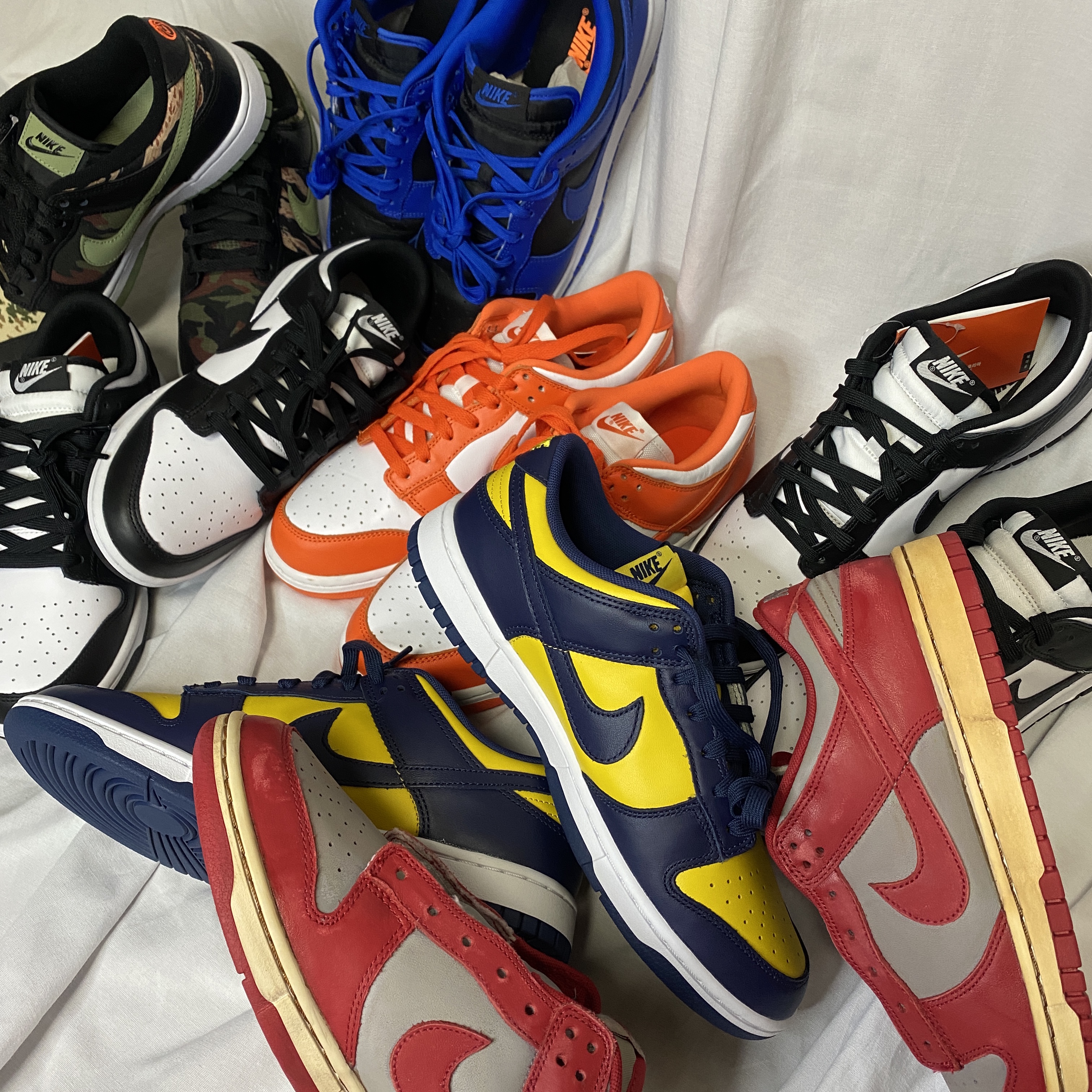 Nike Dunk Low Retro Black, Nike Dunk Low Retro Varsity Maize 착용 스타일