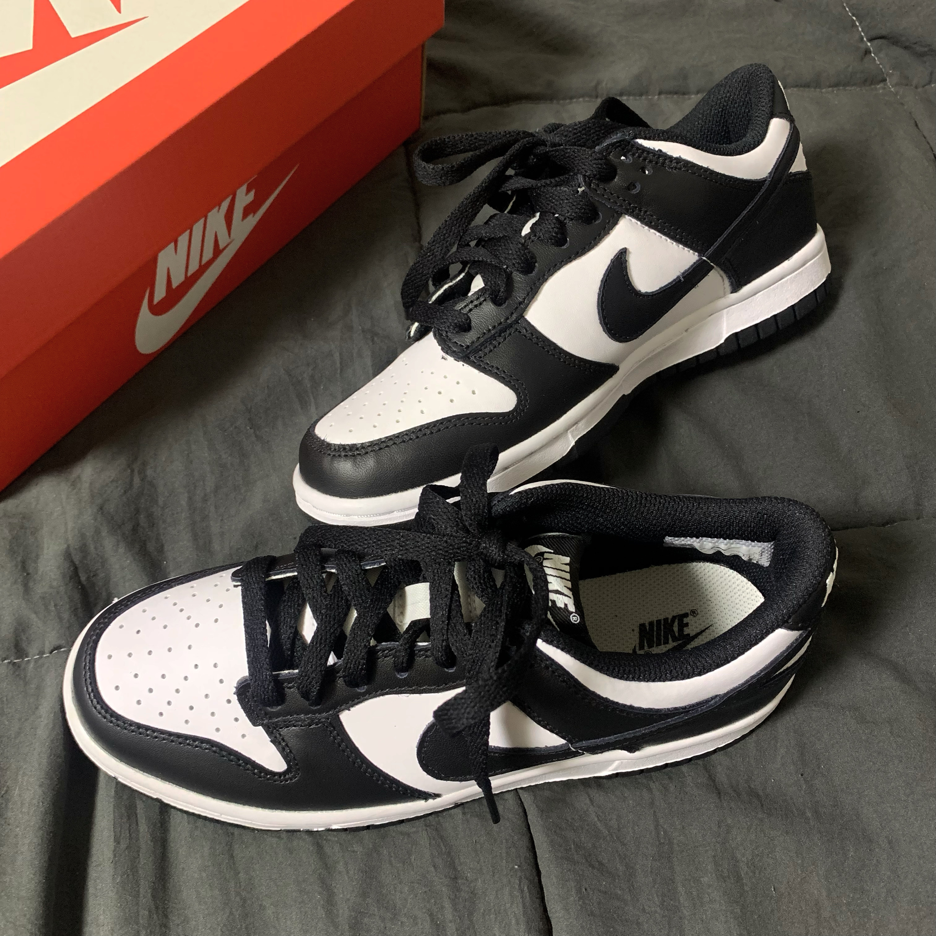 (W) Nike Dunk Low Black 착용 스타일