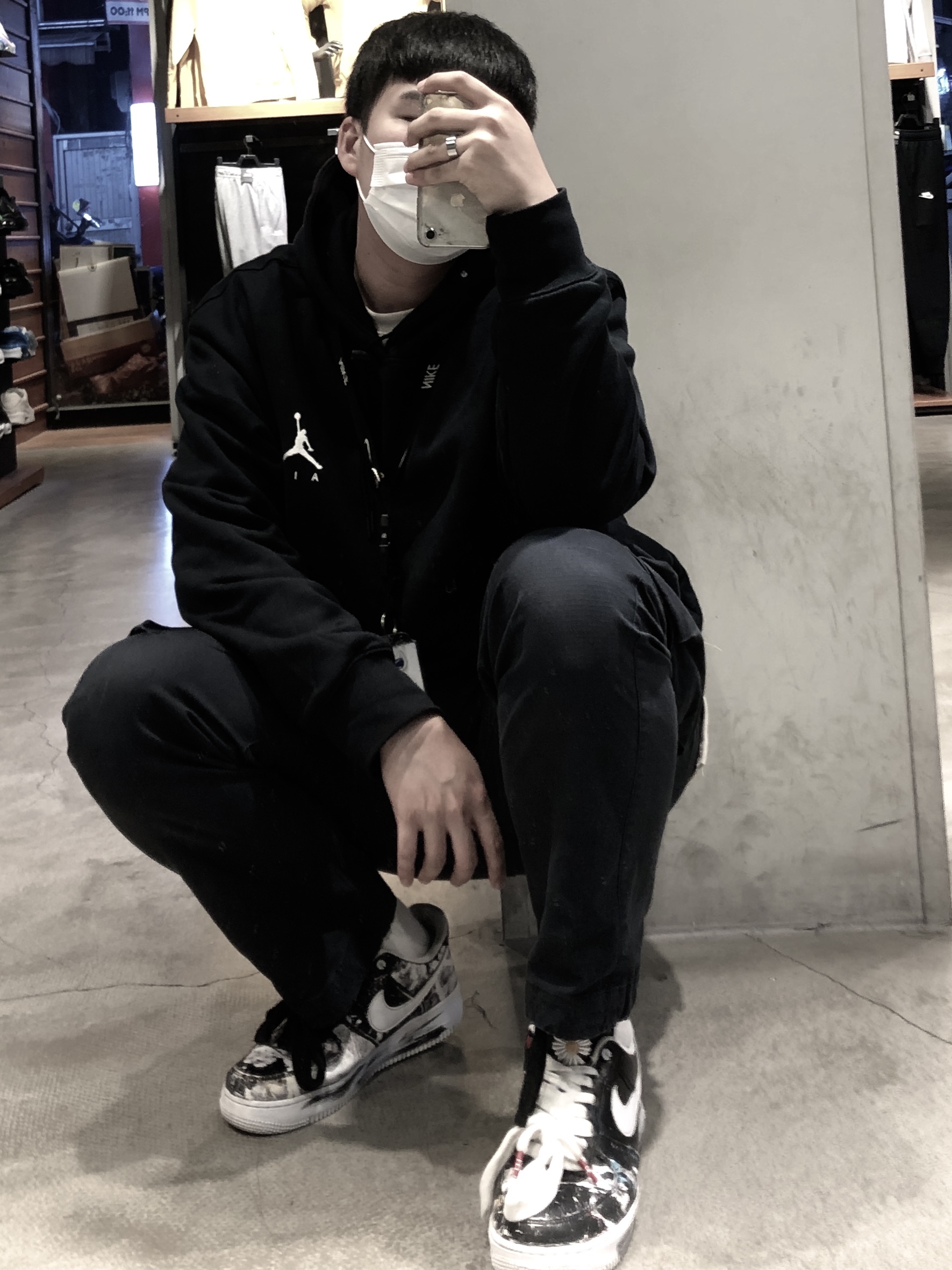 Nike x Peaceminusone Air Force 1 Low Para-Noise 착용 스타일