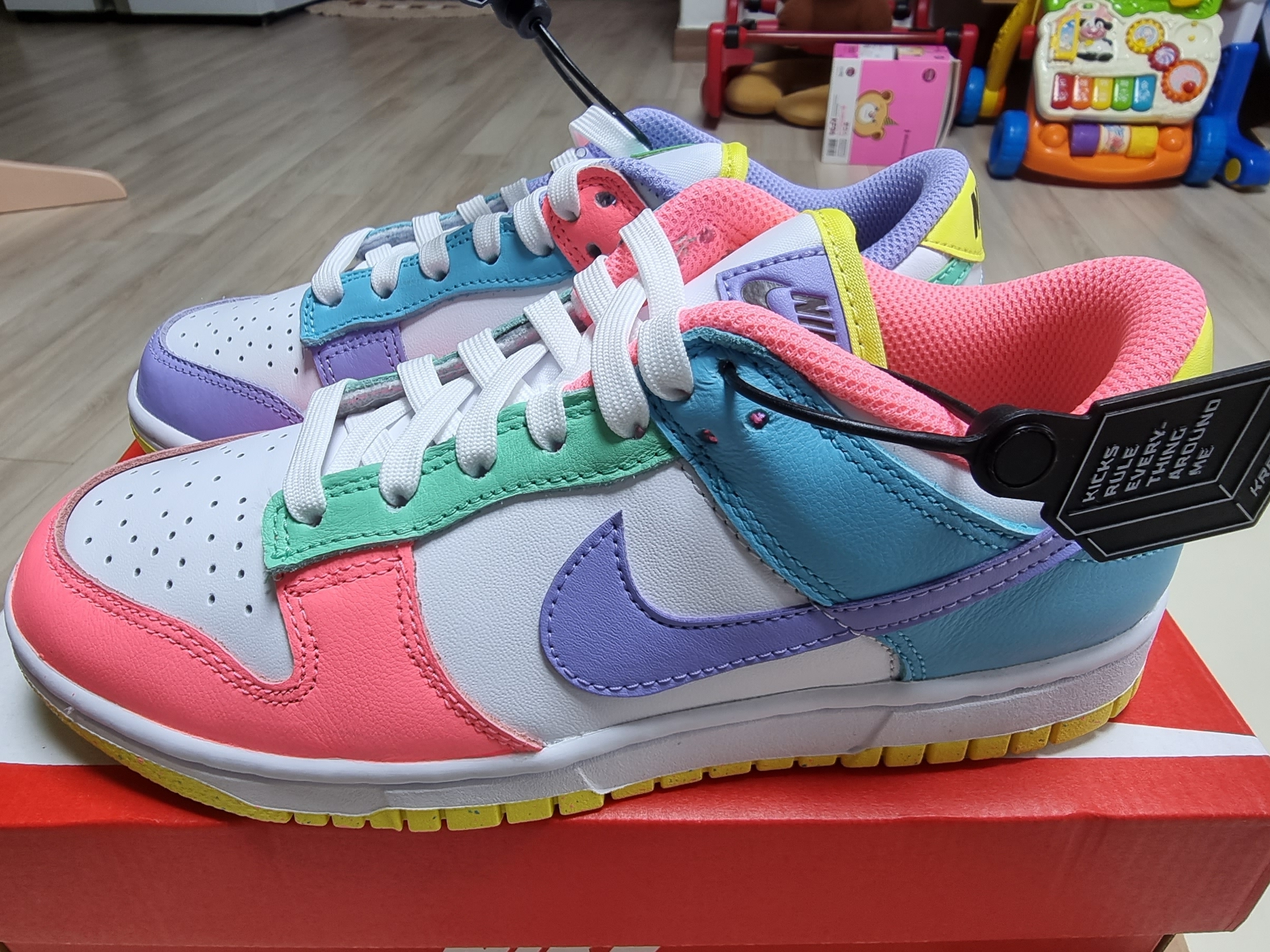 (W) Nike Dunk Low SE Candy 착용 스타일