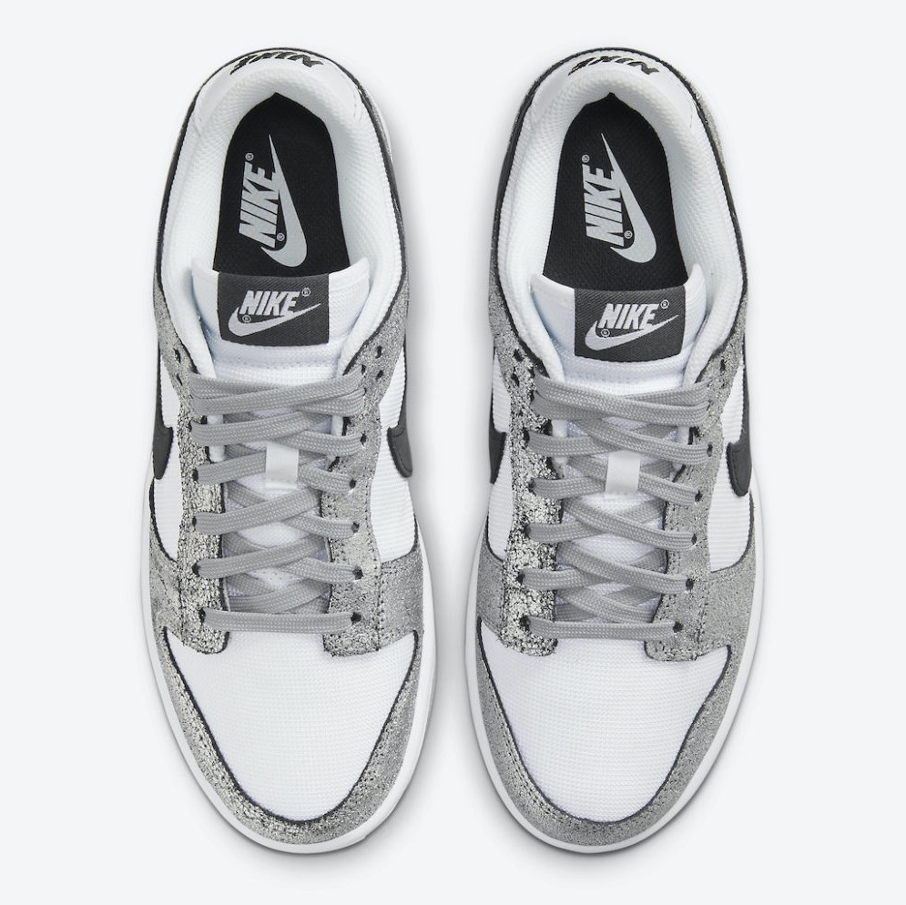 (W) Nike Dunk Low White Metallic Silver 착용 스타일 - 4