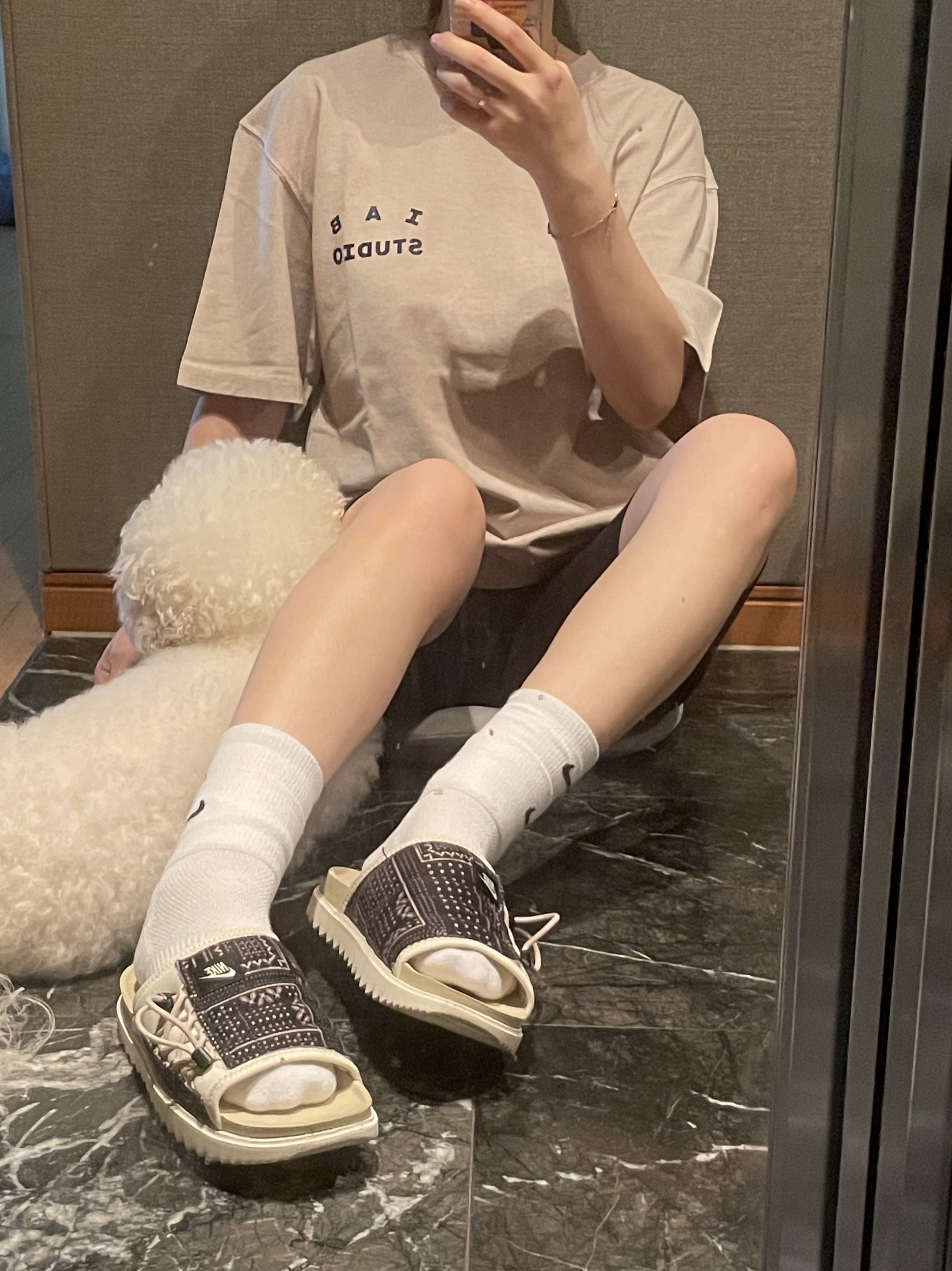 IAB Studio Pigment T-Shirt Magenta, Nike x Peaceminusone Air Force 1 Low Para-Noise 2.0 착용 스타일 - 3