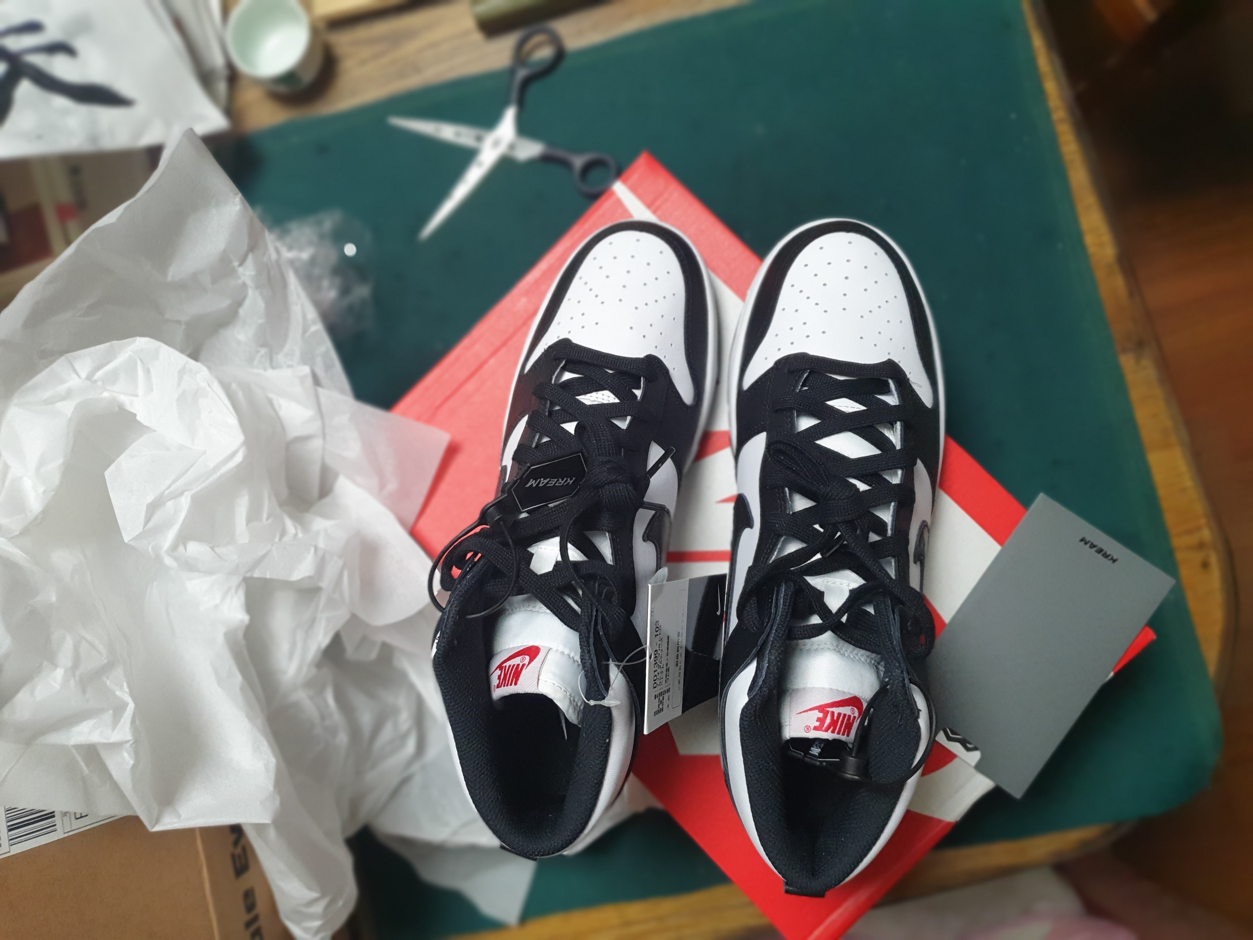 Nike Dunk High Retro Black and White 착용 스타일 - 4