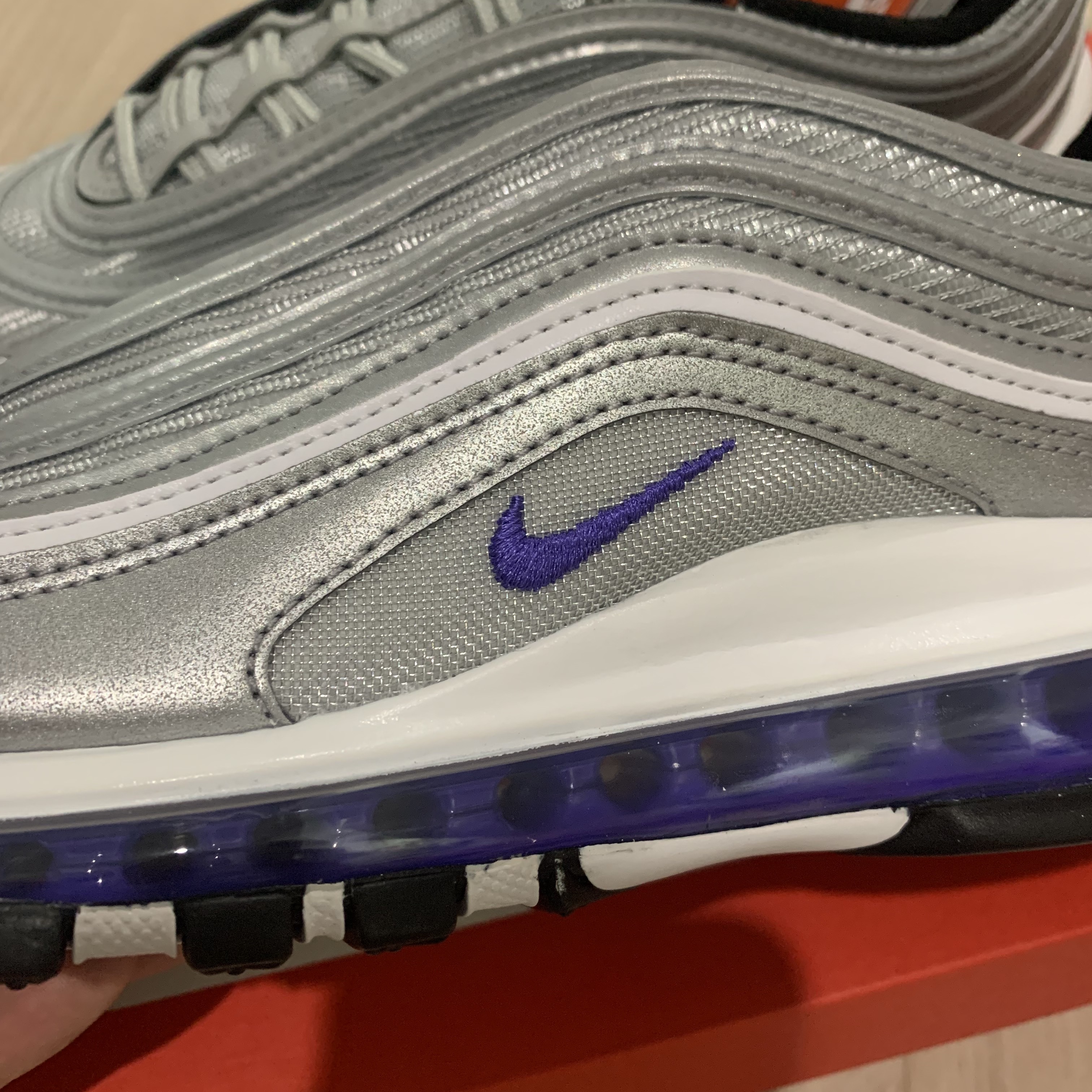 Nike Air Max 97 Persian Violet 착용 스타일 - 2