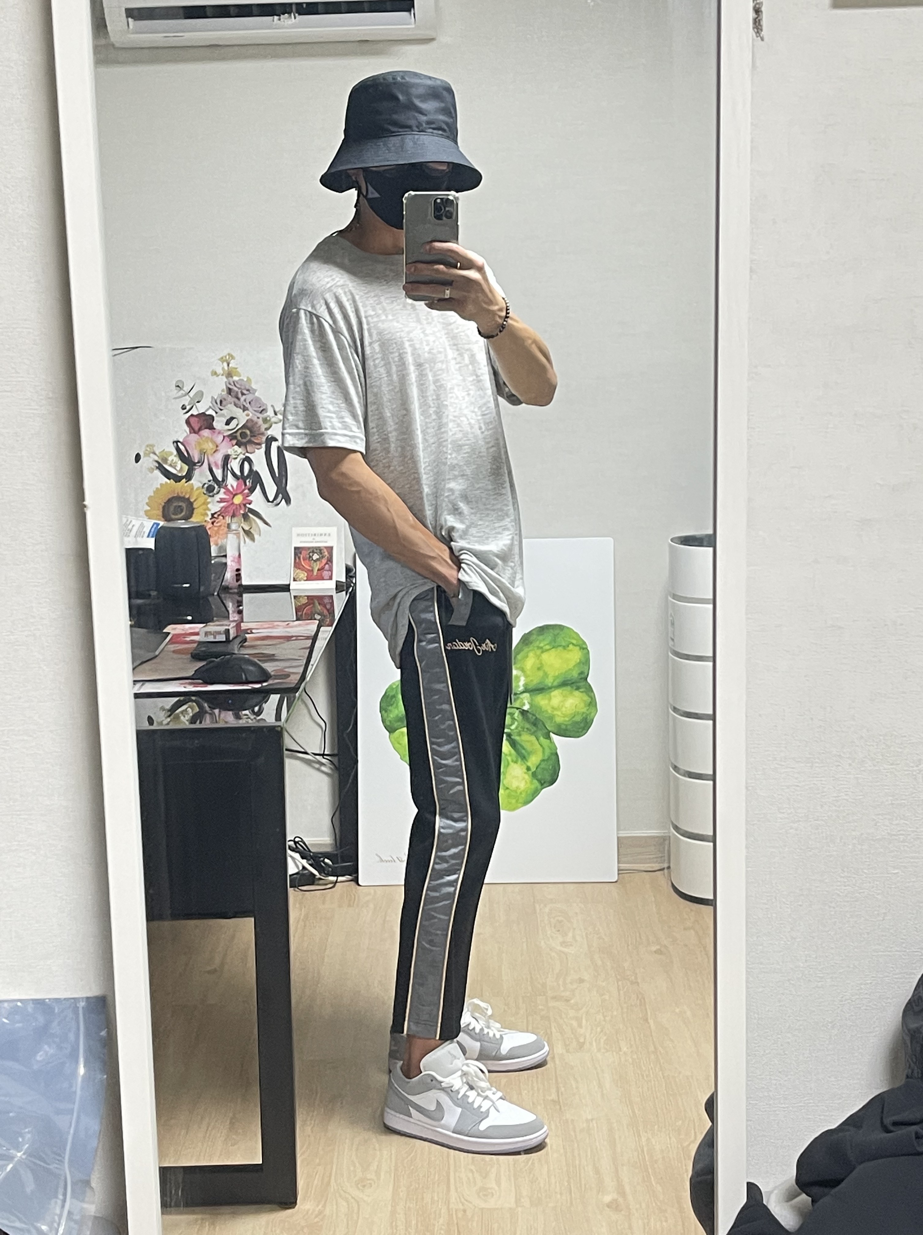 (W) Jordan 1 Low White Wolf Grey 착용 스타일 - 1