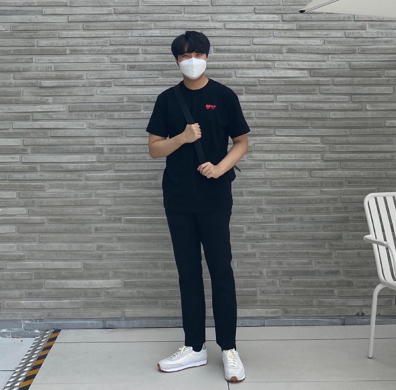 (W) Nike Daybreak Summit White, Play Comme des Garcons Double Heart T-Shirt Black 착용 스타일