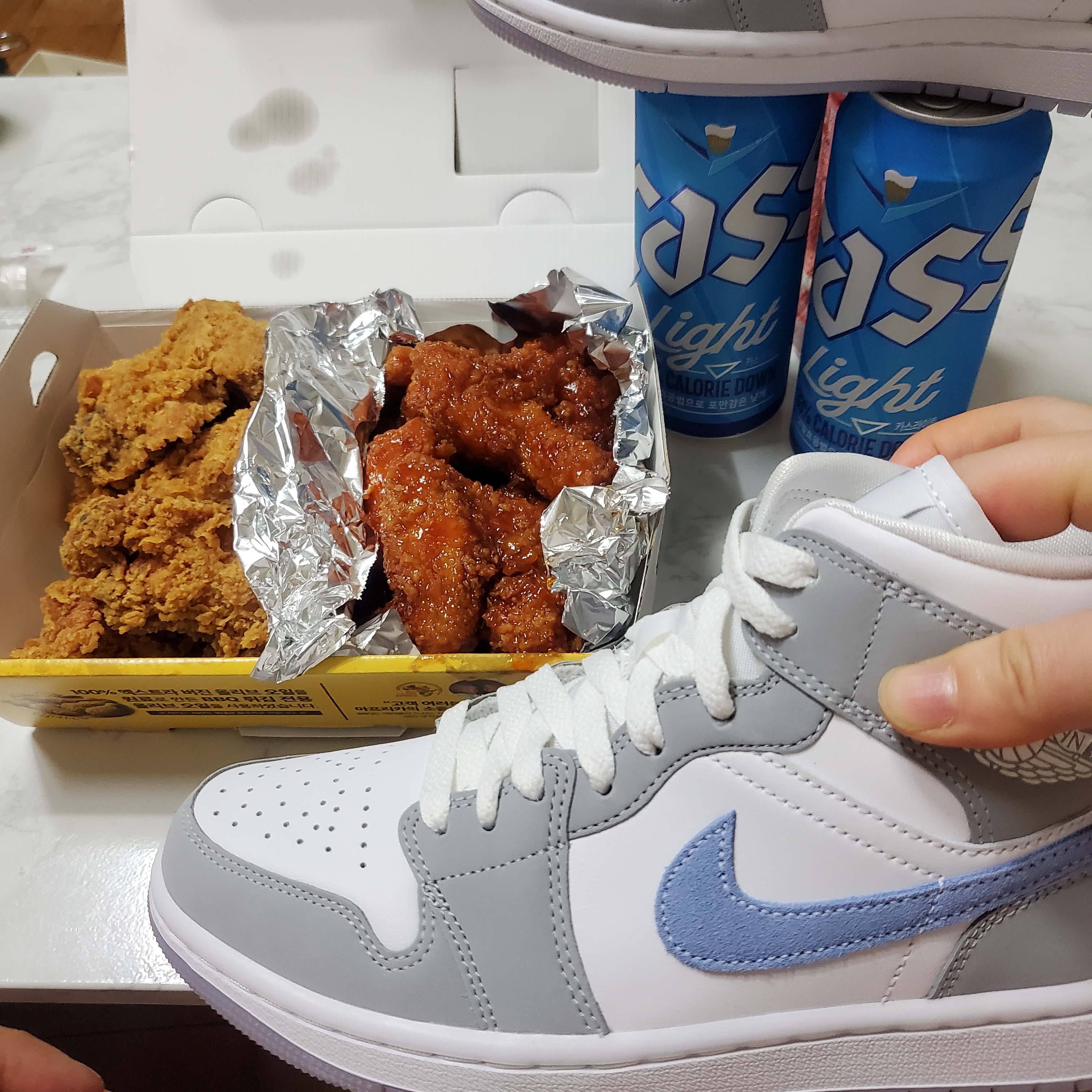 (W) Jordan 1 Mid Wolf Grey 착용 스타일 - 1