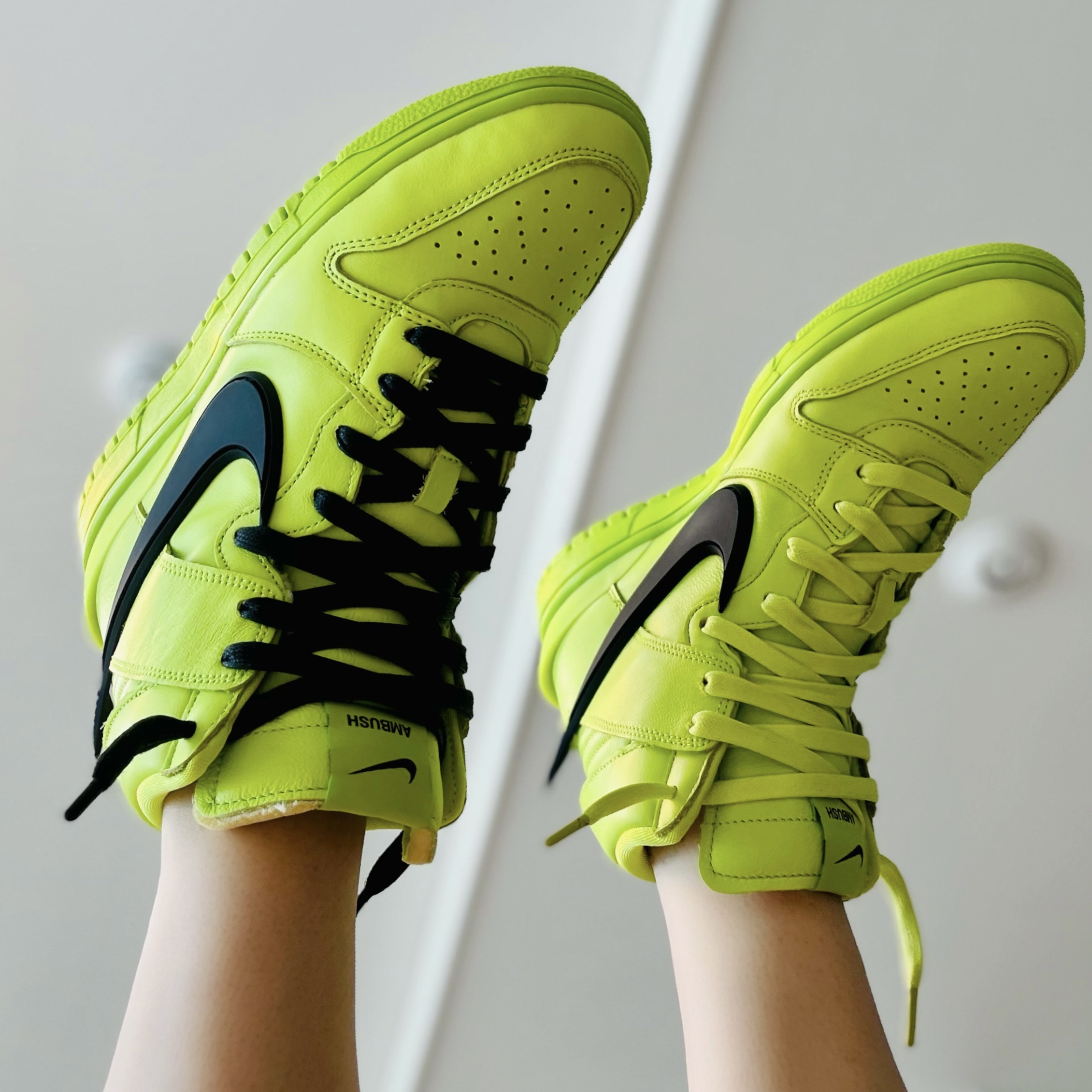 Nike x Ambush Dunk High Flash Lime 착용 스타일