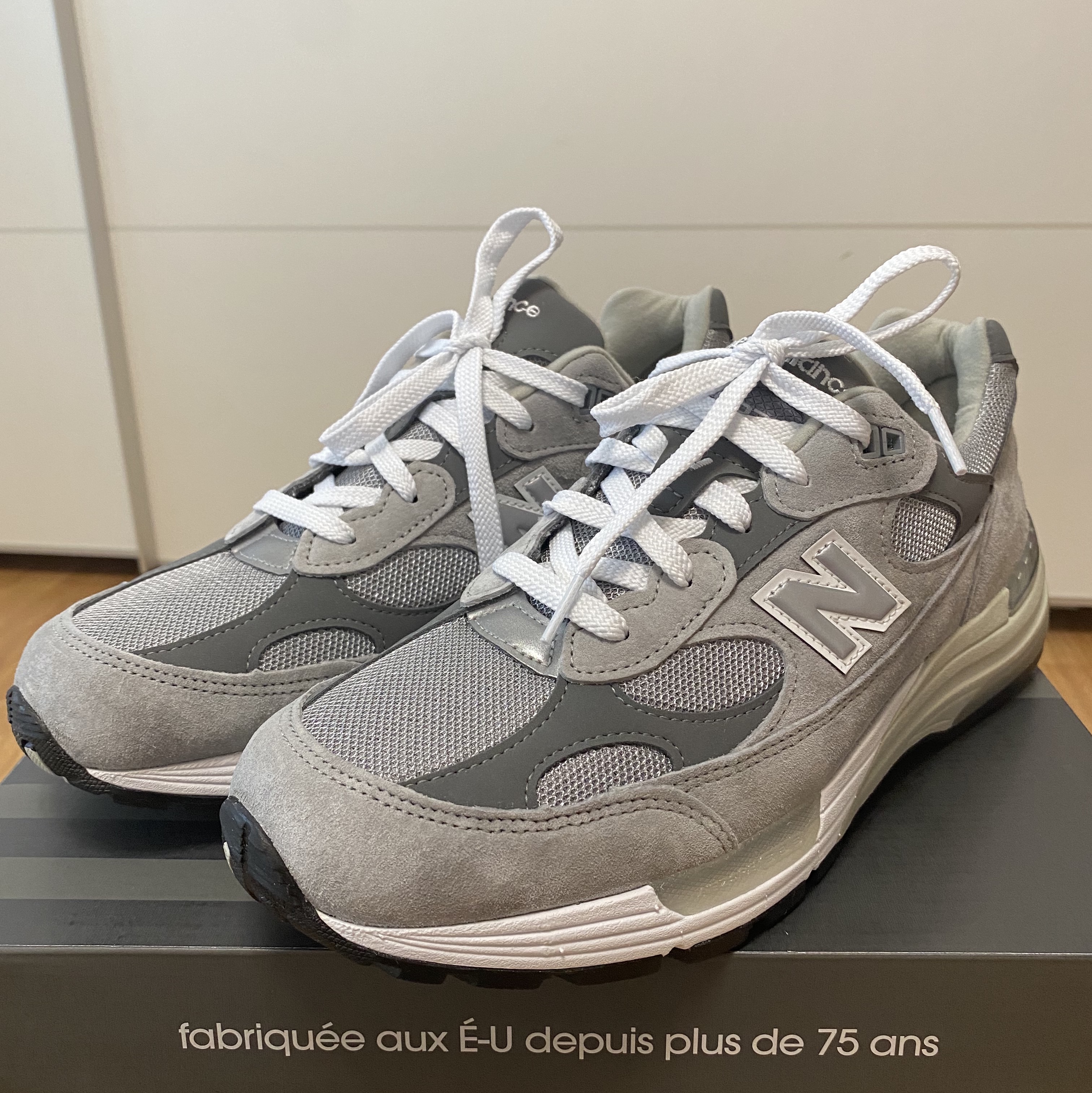 New Balance 992 Made in USA Grey - D Standard 착용 스타일 - 3