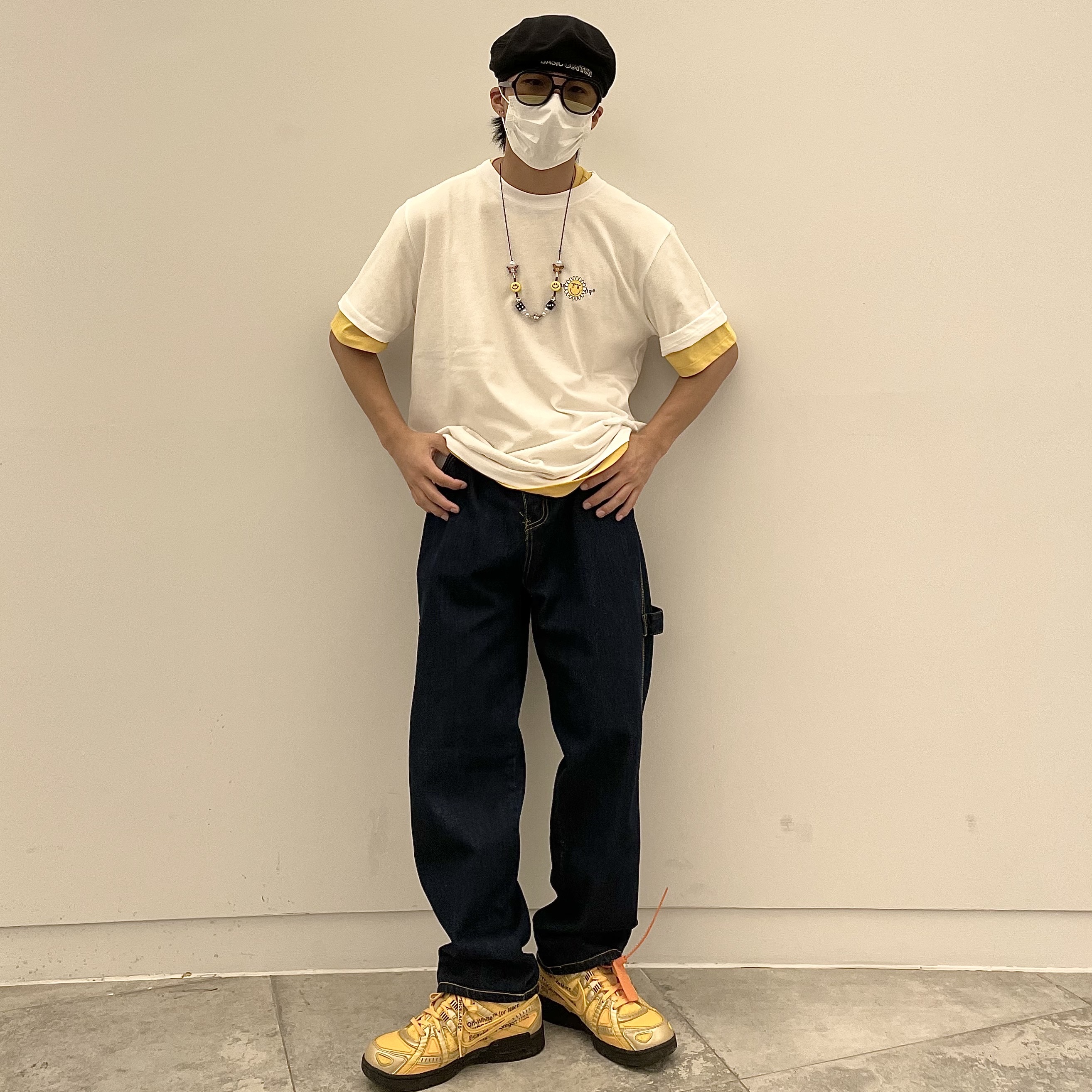 Nike x Off-White Air Rubber Dunk University Gold 착용 스타일