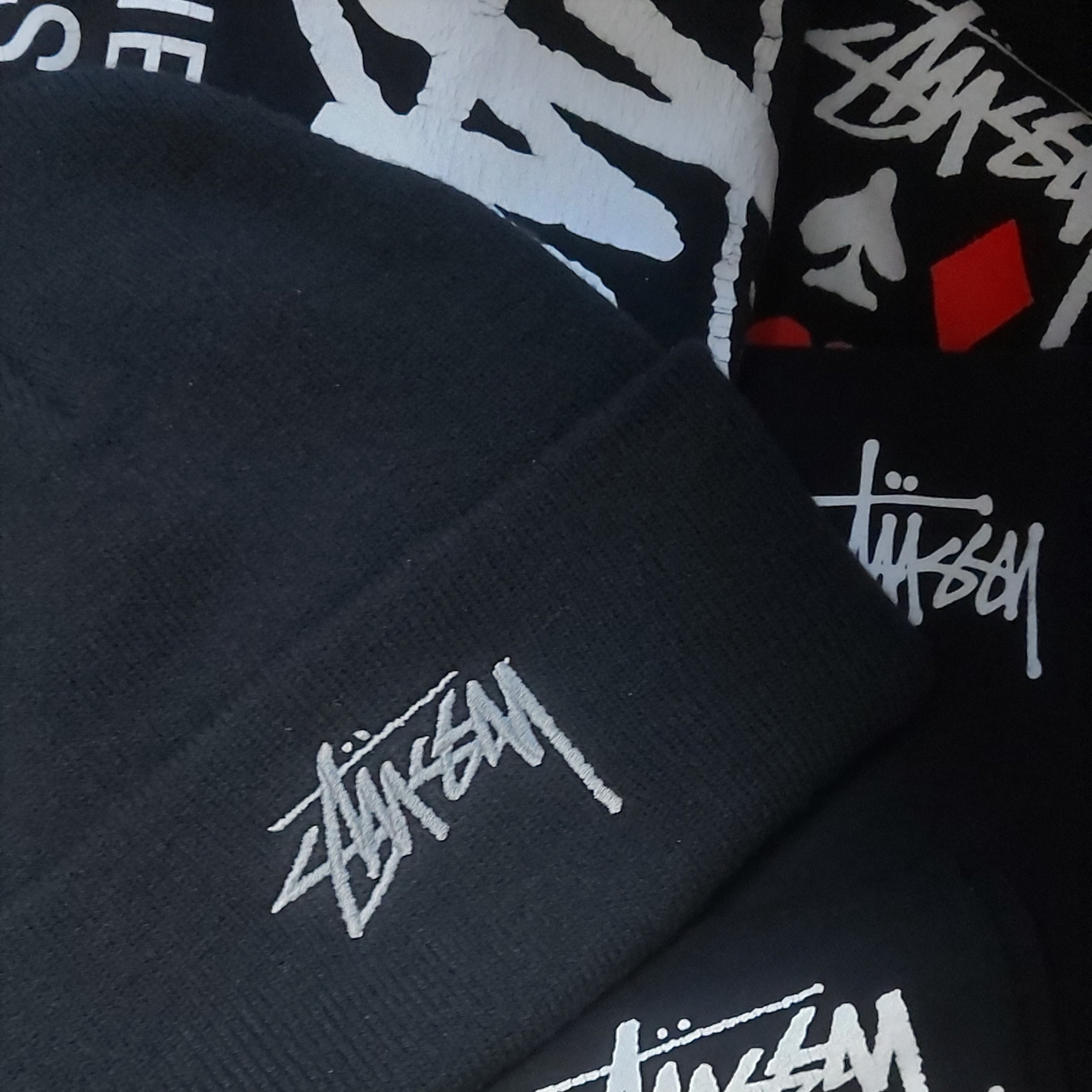 Stussy World Tour T-Shirt Black, Stussy Full Deck 2 T-Shirt Black 착용 스타일