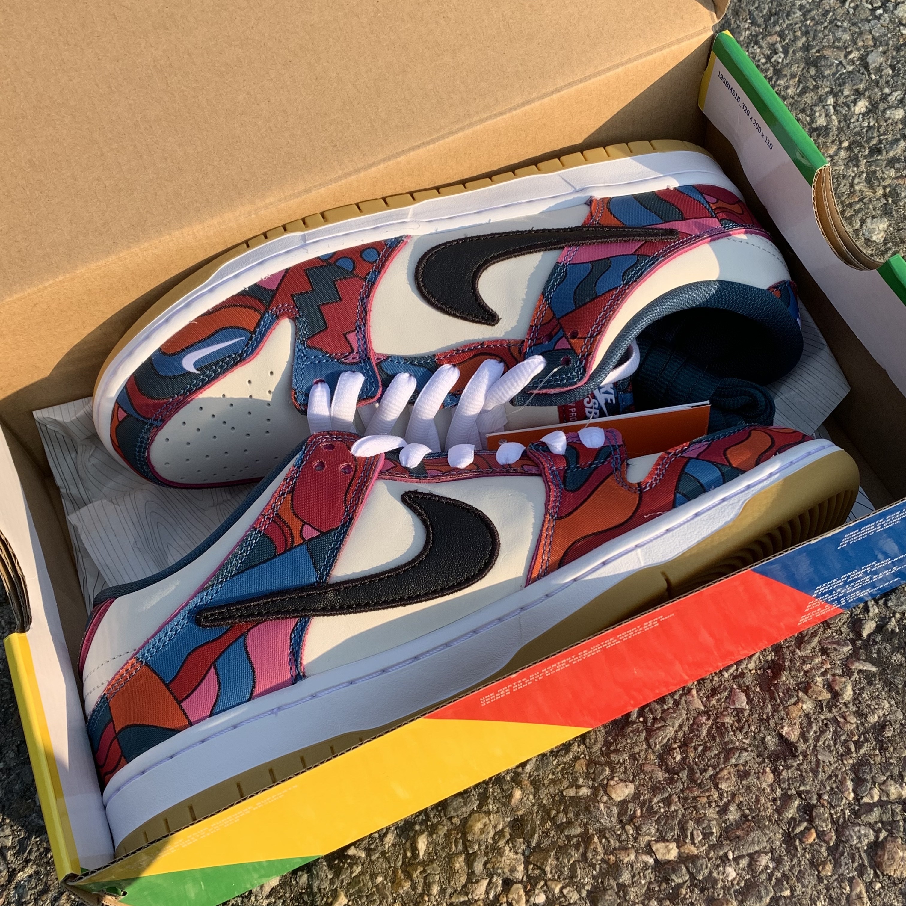 Nike x Parra SB Dunk Low Pro Abstract Art 착용 스타일 - 3