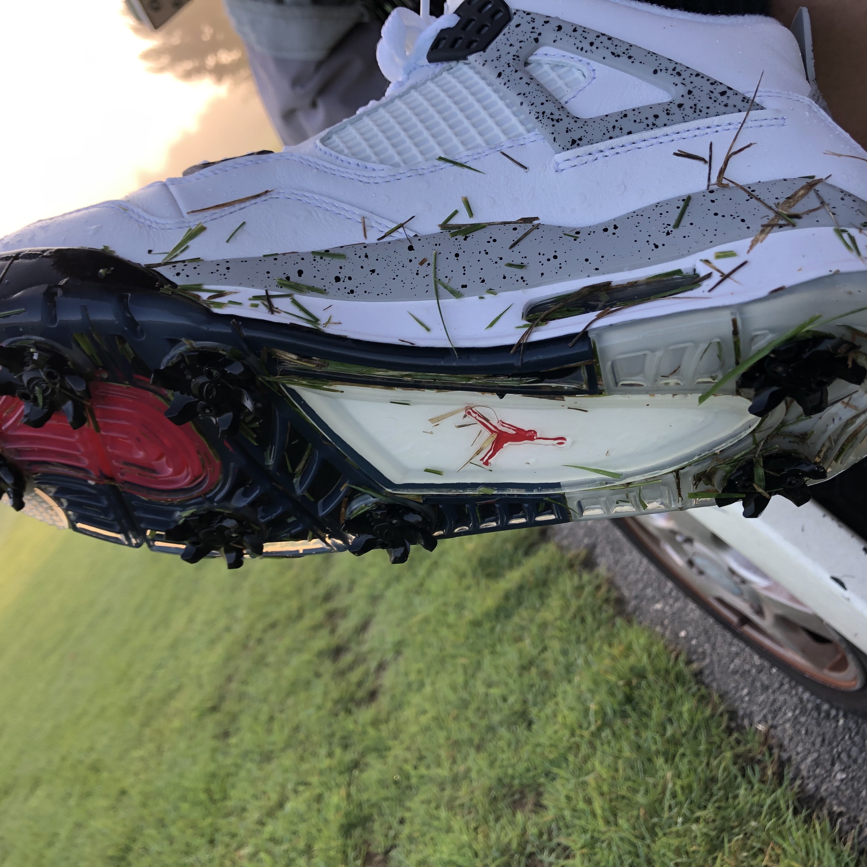 Jordan 4 Golf White Cement 착용 스타일 - 4
