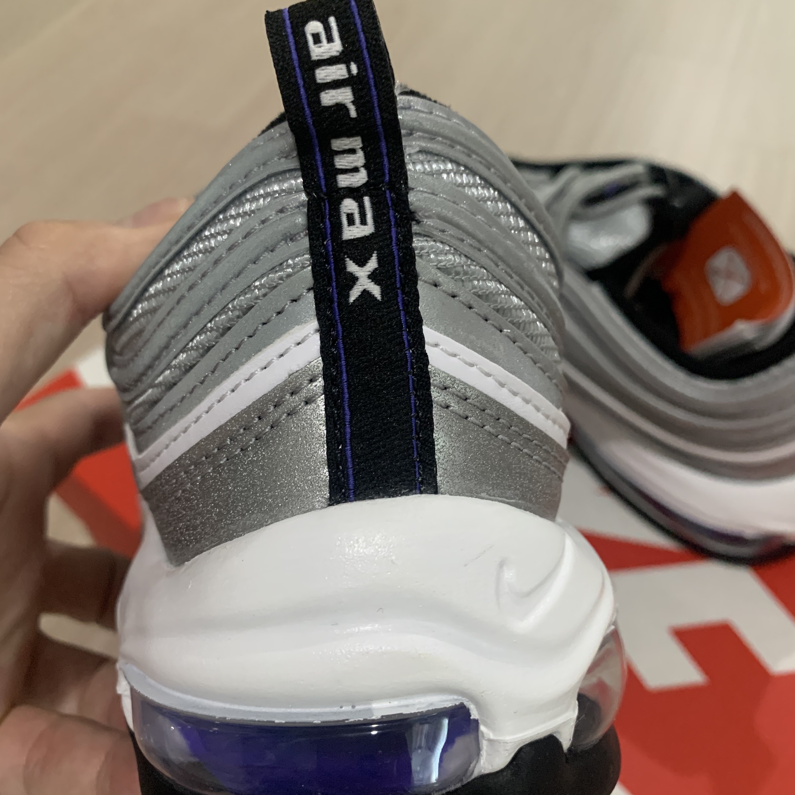 Nike Air Max 97 Persian Violet 착용 스타일 - 3