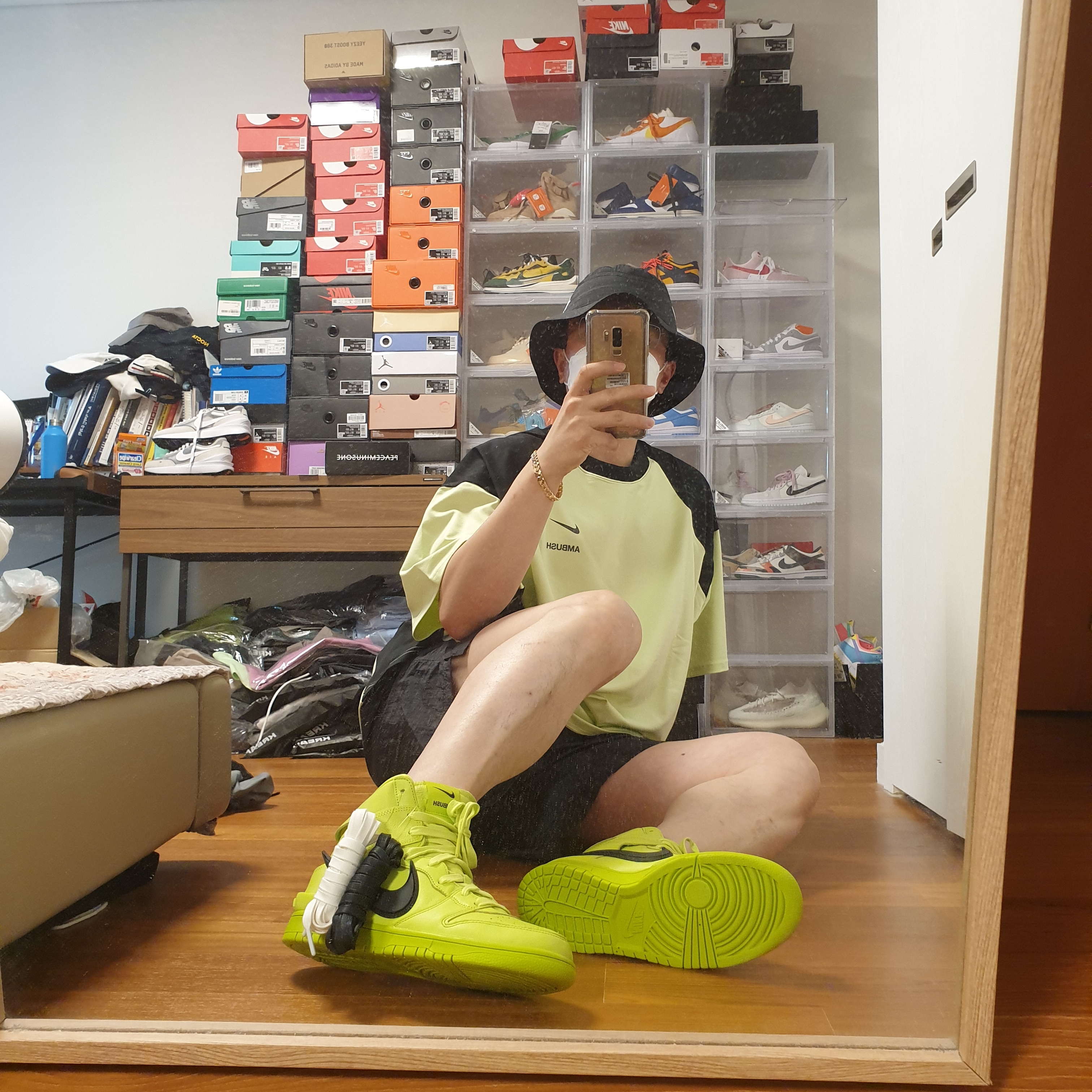 Nike x Stussy Bucket Hat Black, Nike x Stussy Water Shorts Off Noir 착용 스타일 - 4