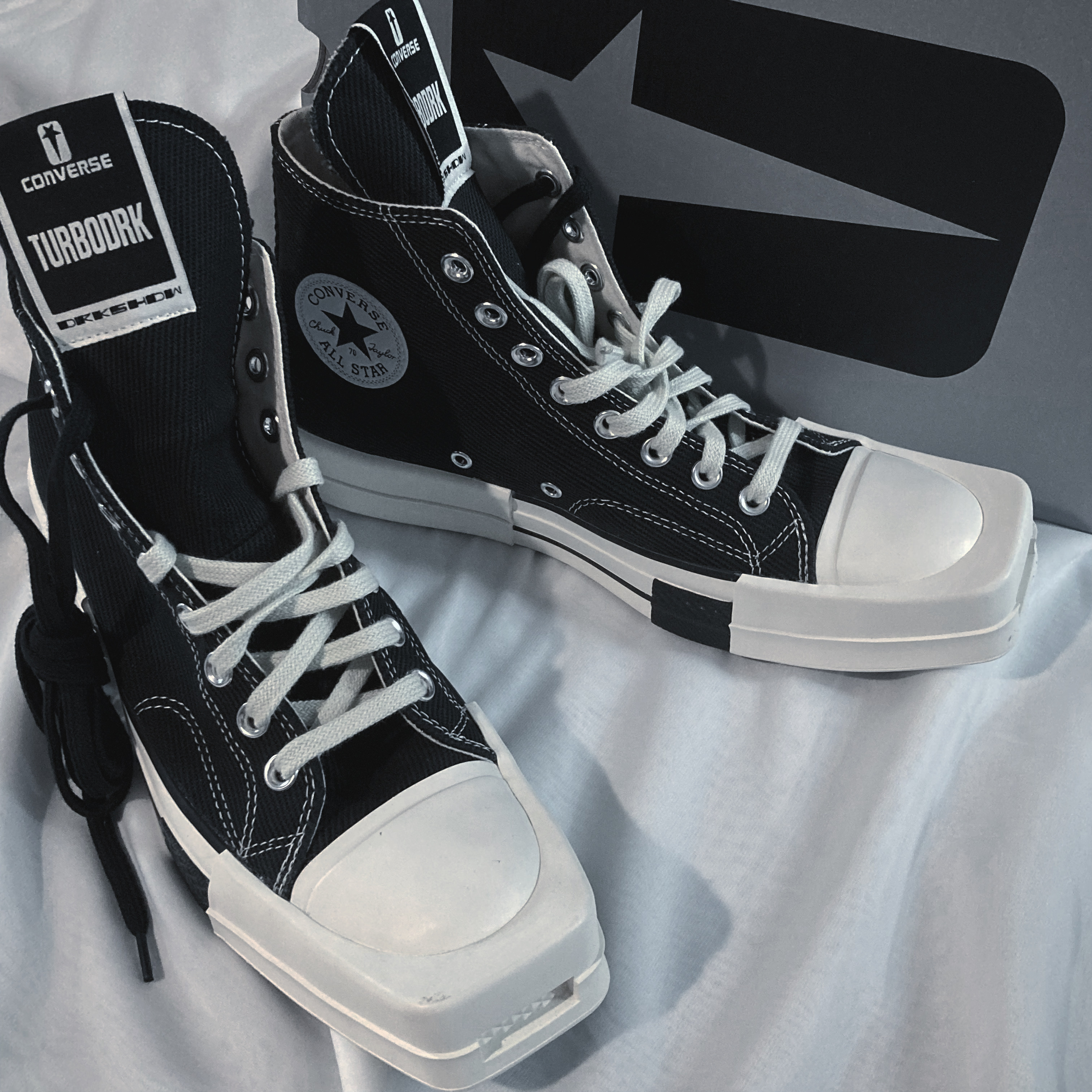 Converse x Drkshdw Turbodrk Chuck 70 Hi Black 착용 스타일