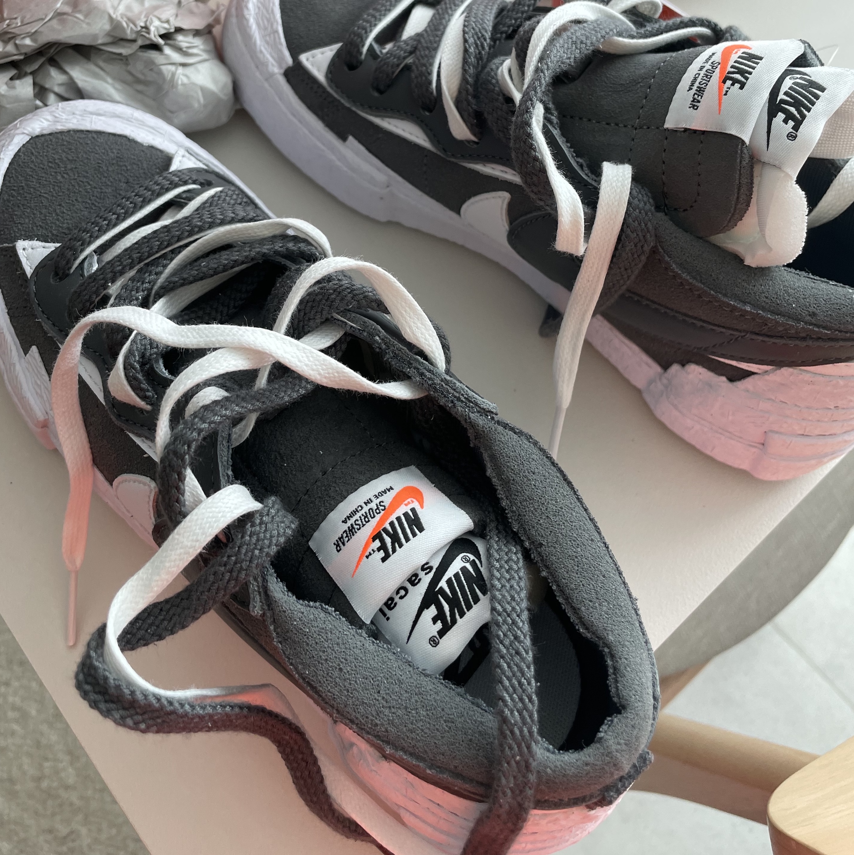 Nike x Sacai Blazer Low Iron Grey 착용 스타일