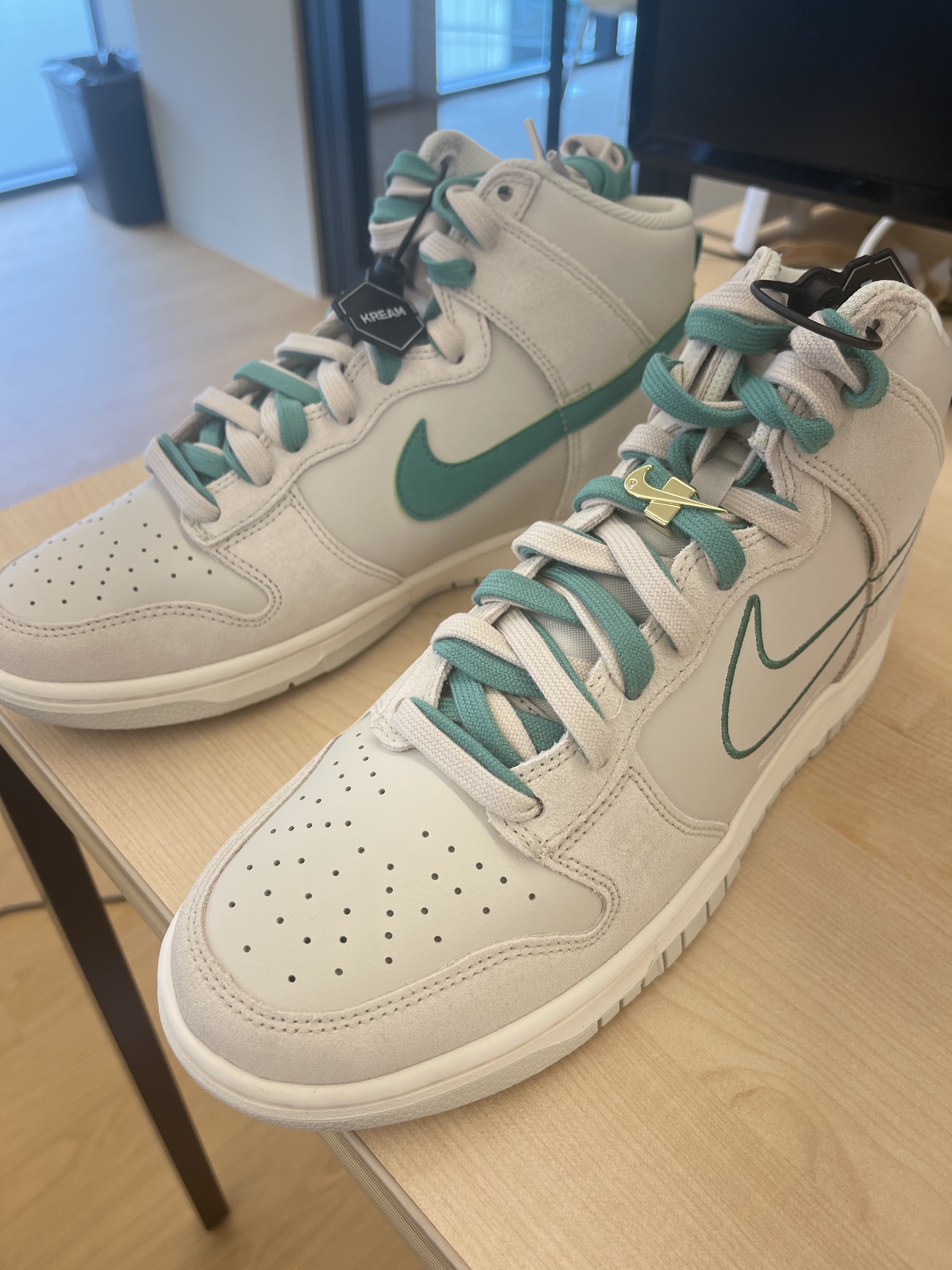 Nike Dunk High SE First Use Sail 착용 스타일 - 1