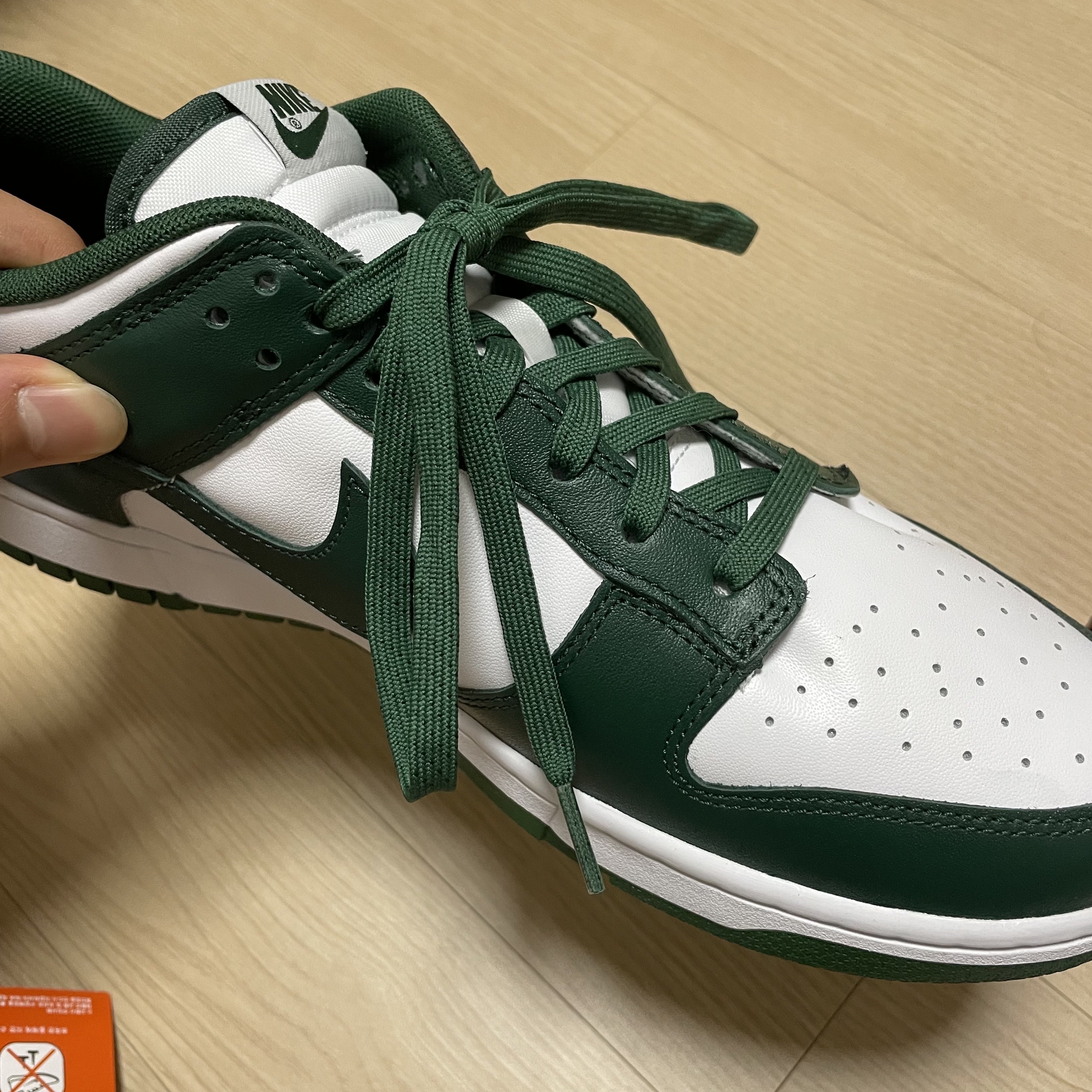 Nike Dunk Low Retro Varsity Green 착용 스타일 - 2