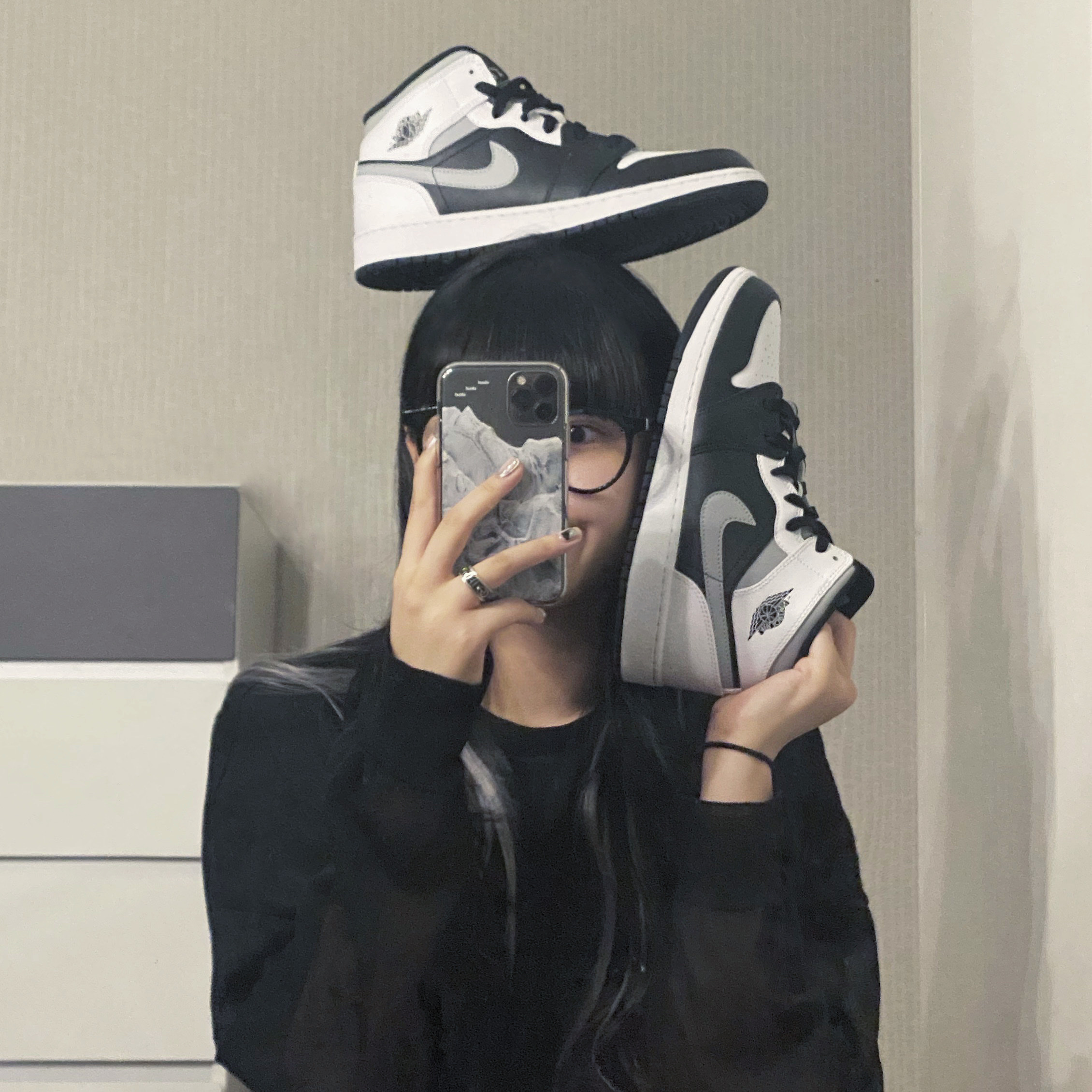 (GS) Jordan 1 Mid White Shadow, Jordan 1 Mid White Shadow 착용 스타일