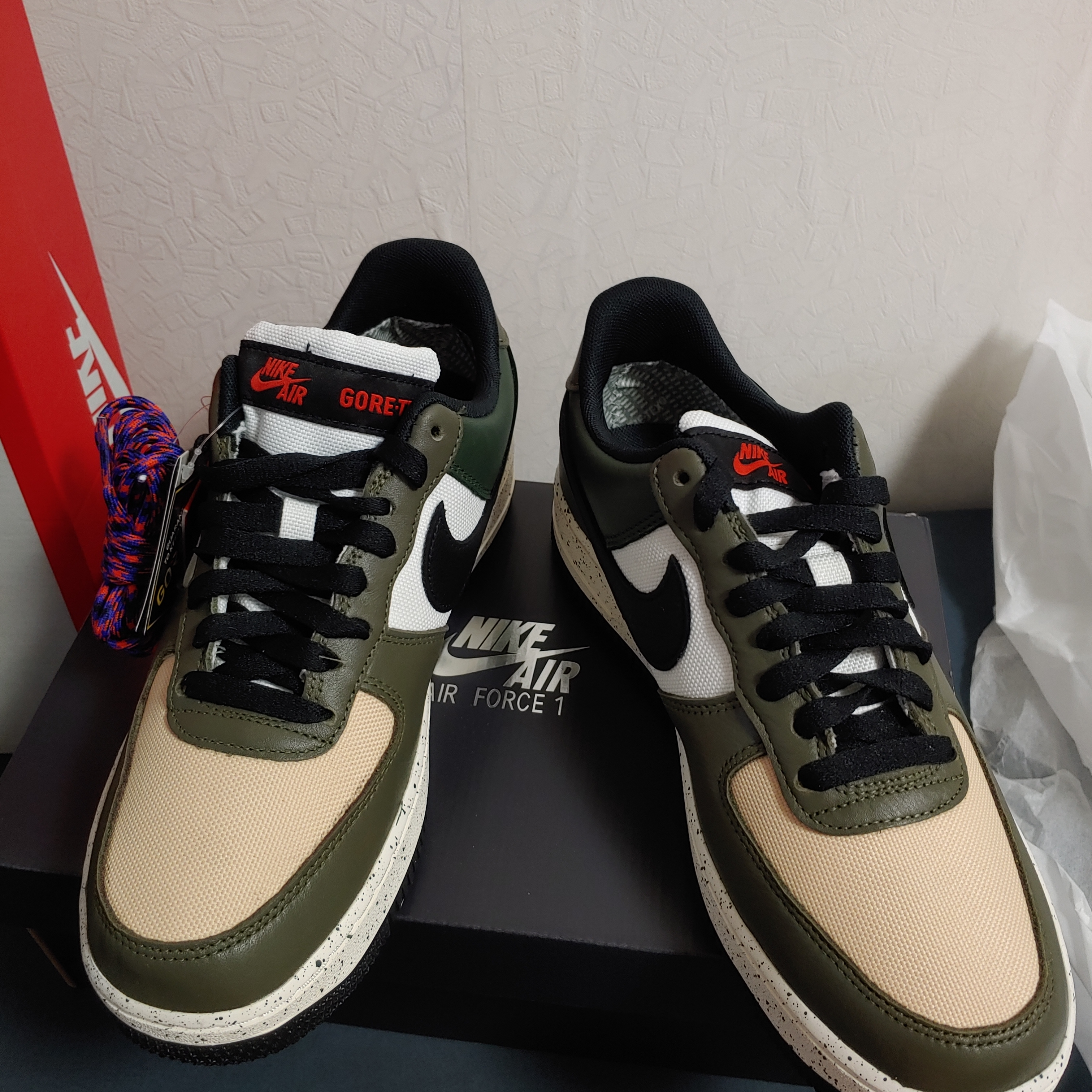 Nike Air Force 1 Low Gore-Tex Escape 착용 스타일 - 2