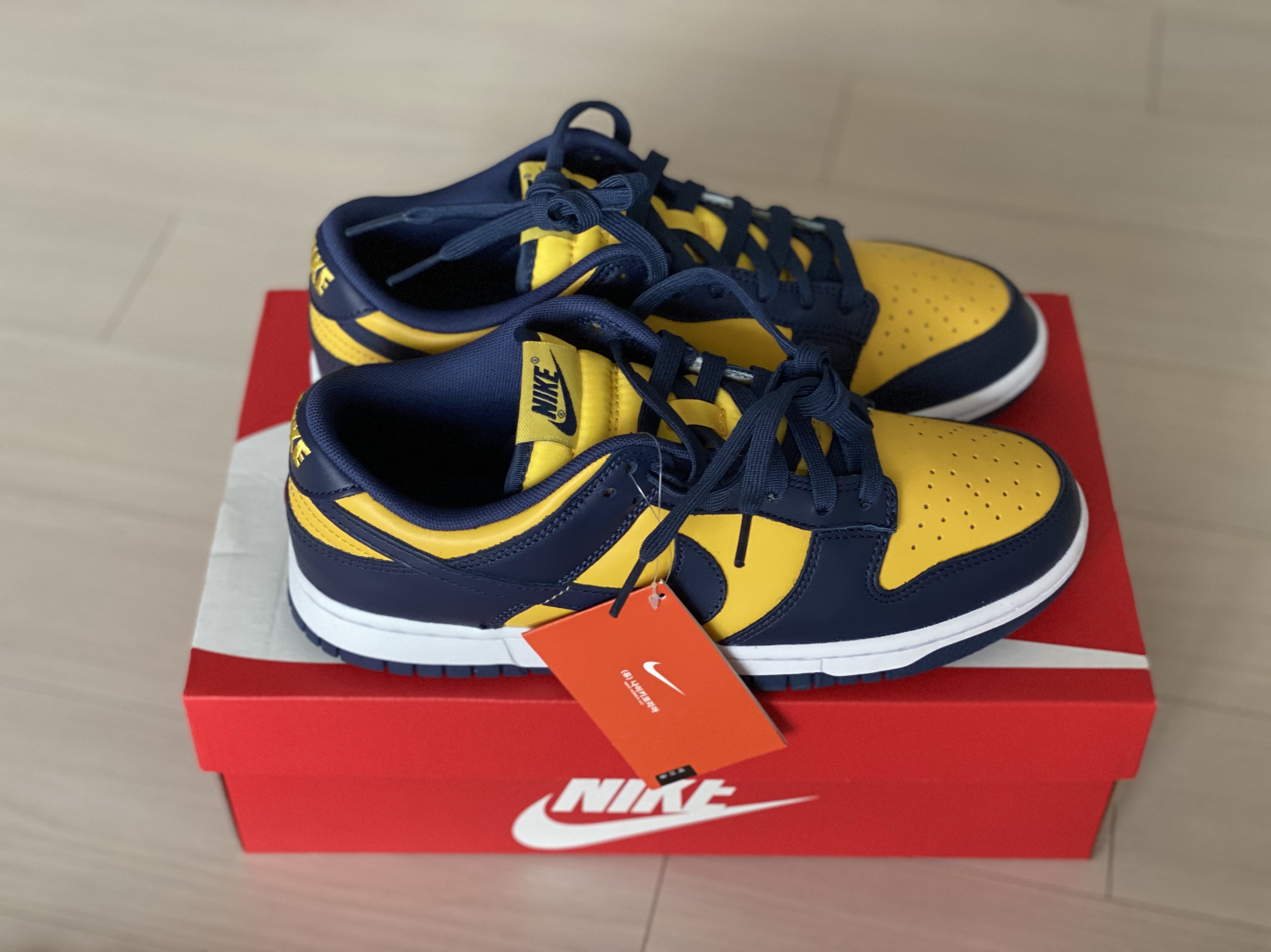 Nike Dunk Low Retro Varsity Maize 착용 스타일 - 2