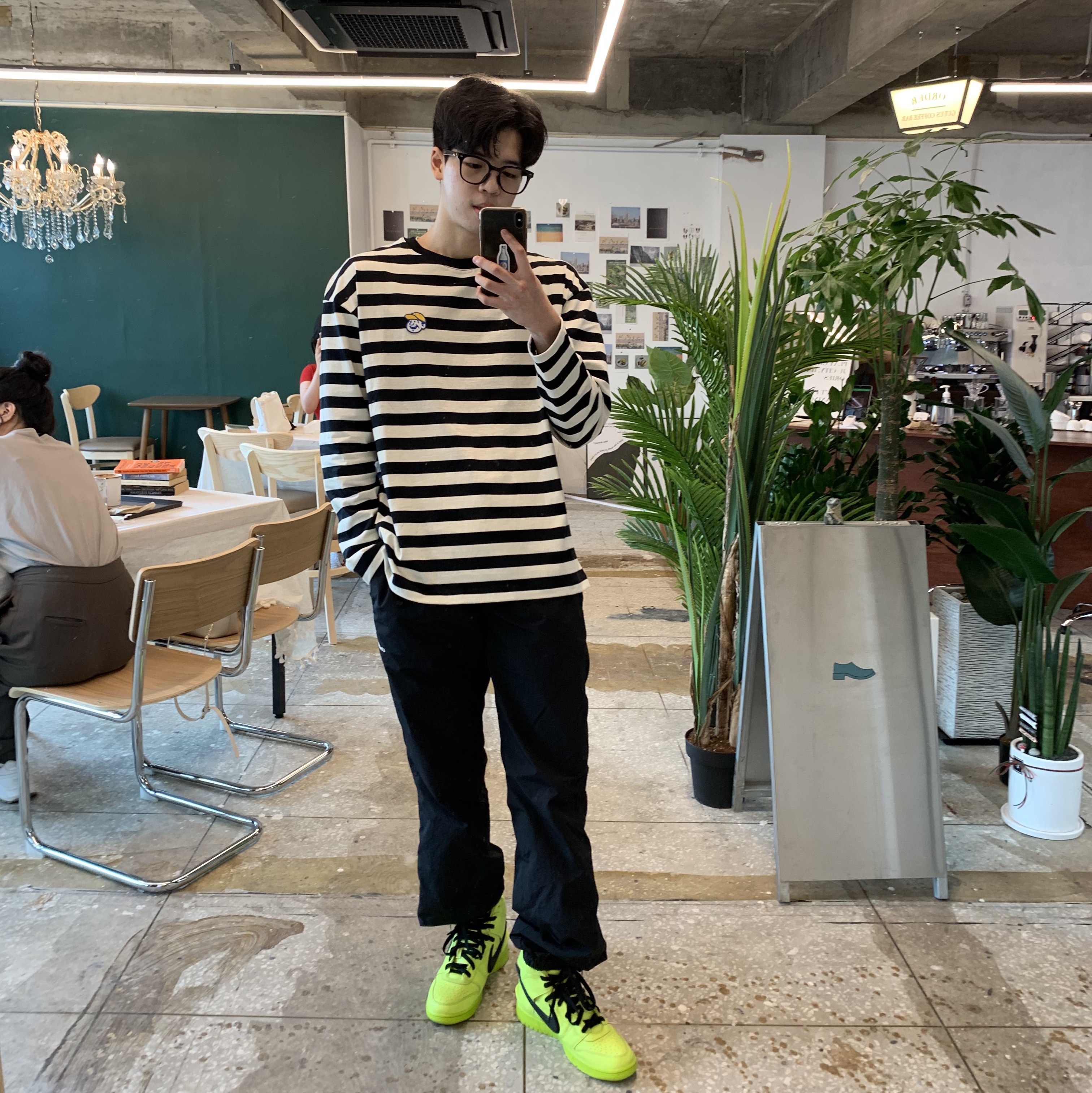 Nike x Ambush Dunk High Flash Lime 착용 스타일