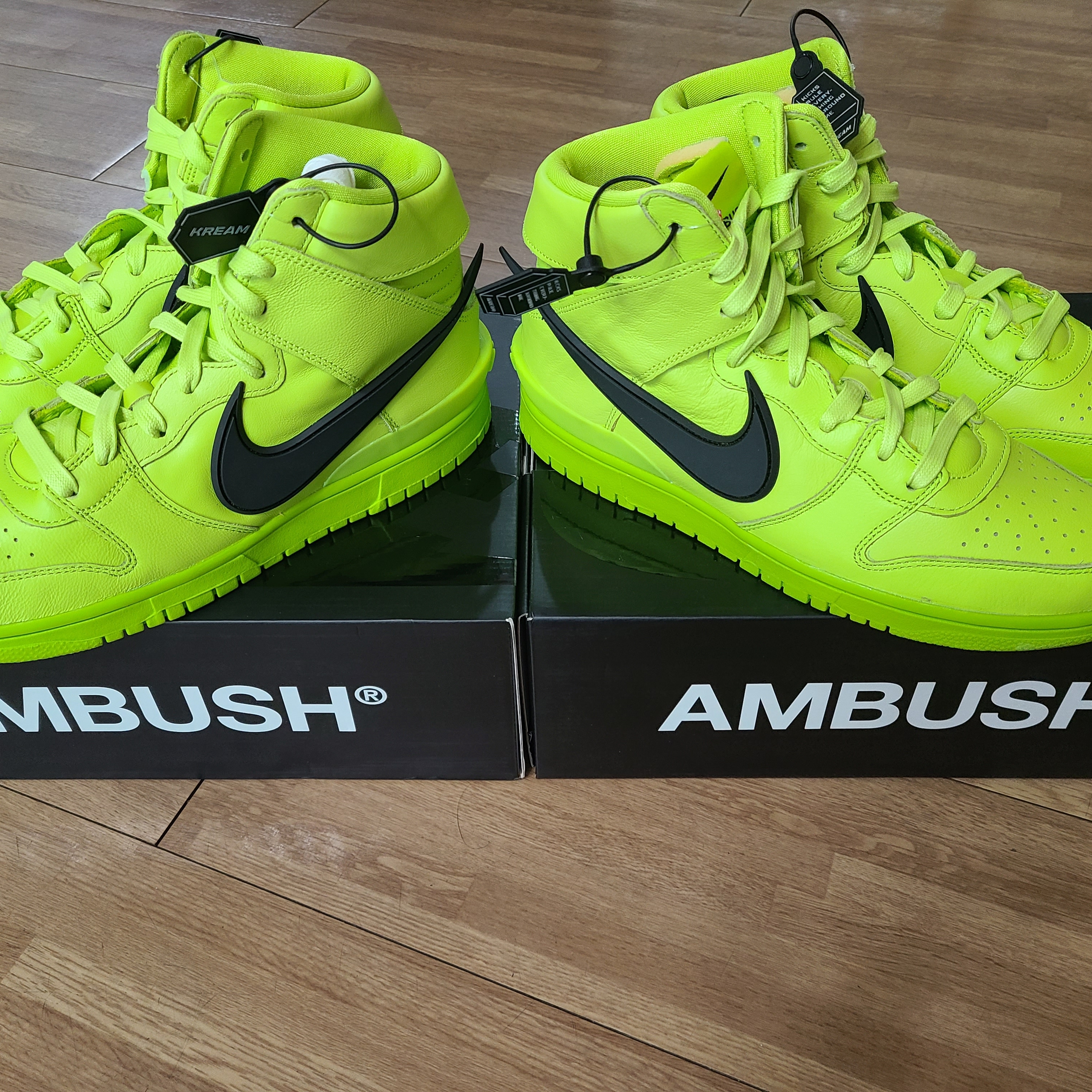 Nike x Ambush Dunk High Flash Lime 착용 스타일