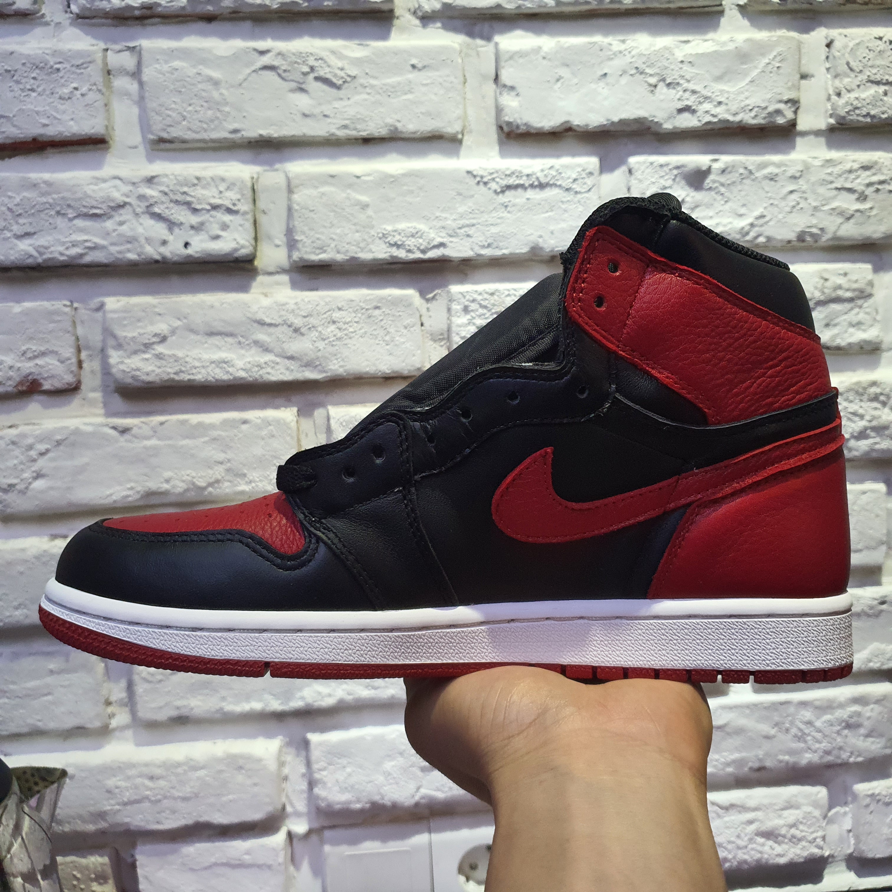Jordan 1 Retro High OG Bred Banned 2016 착용 스타일 - 1