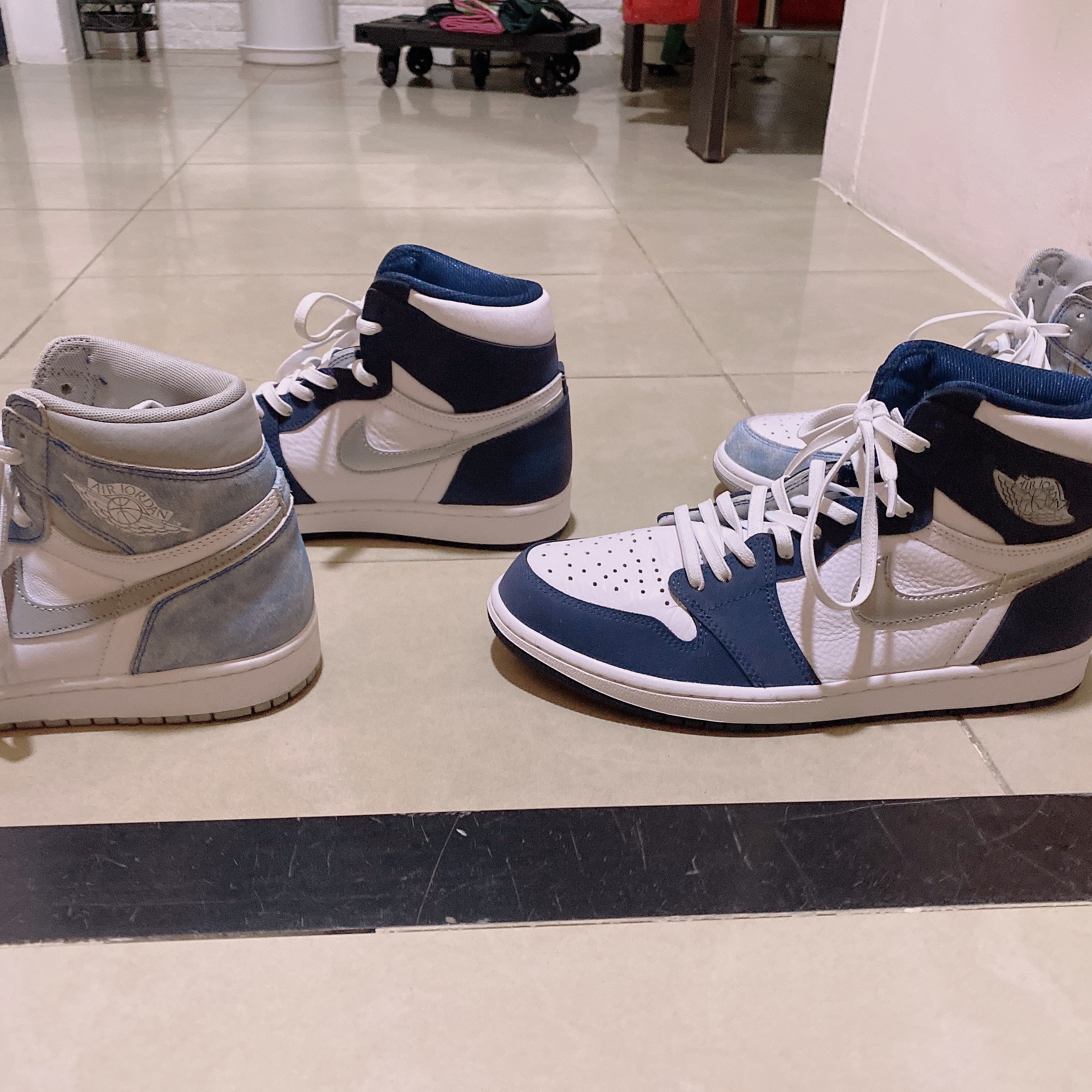 Jordan 1 Retro High OG CO.JP Midnight Navy, Jordan 1 Retro High OG Hyper Royal 착용 스타일