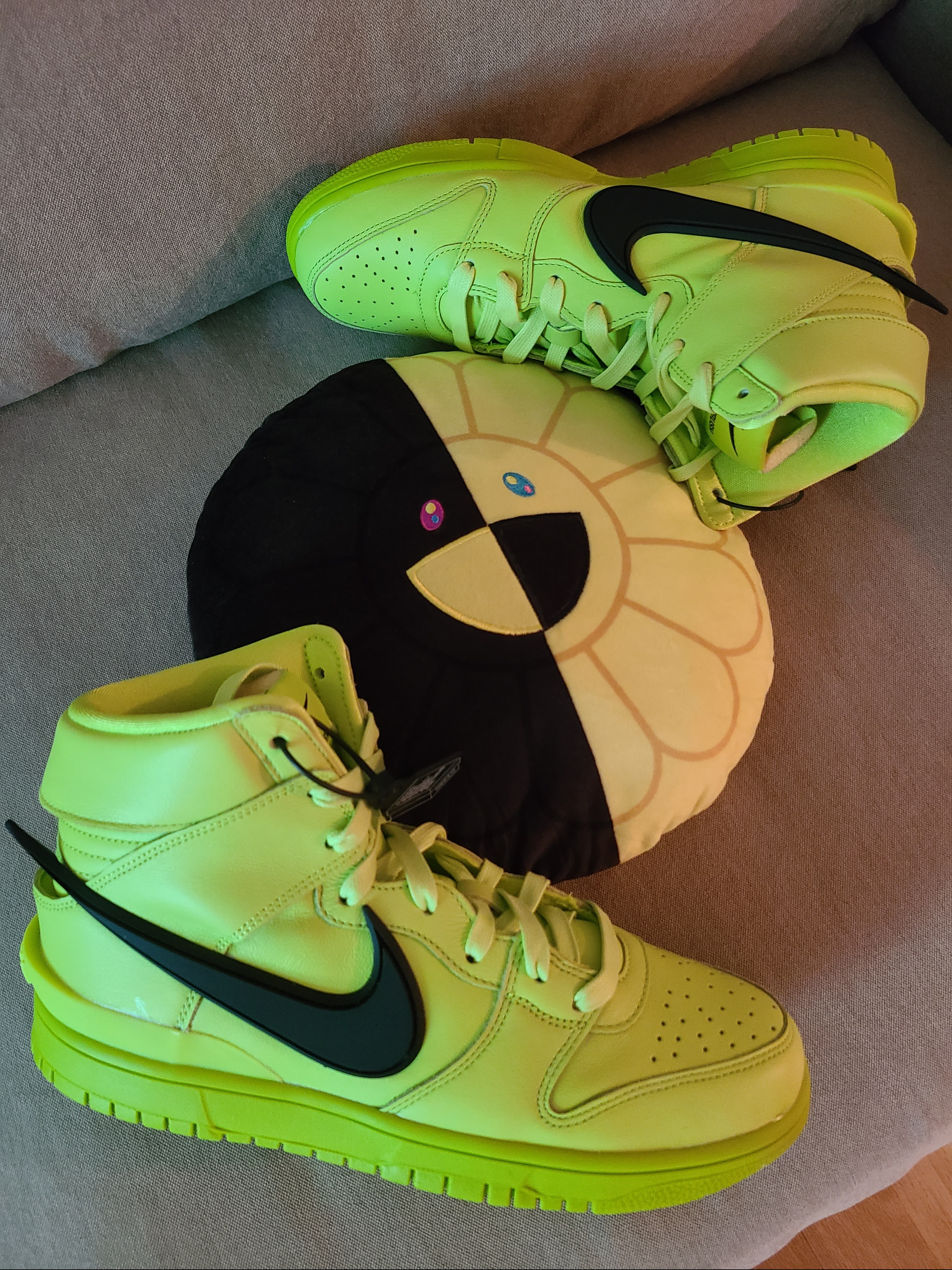 Nike x Ambush Dunk High Flash Lime 착용 스타일 - 4