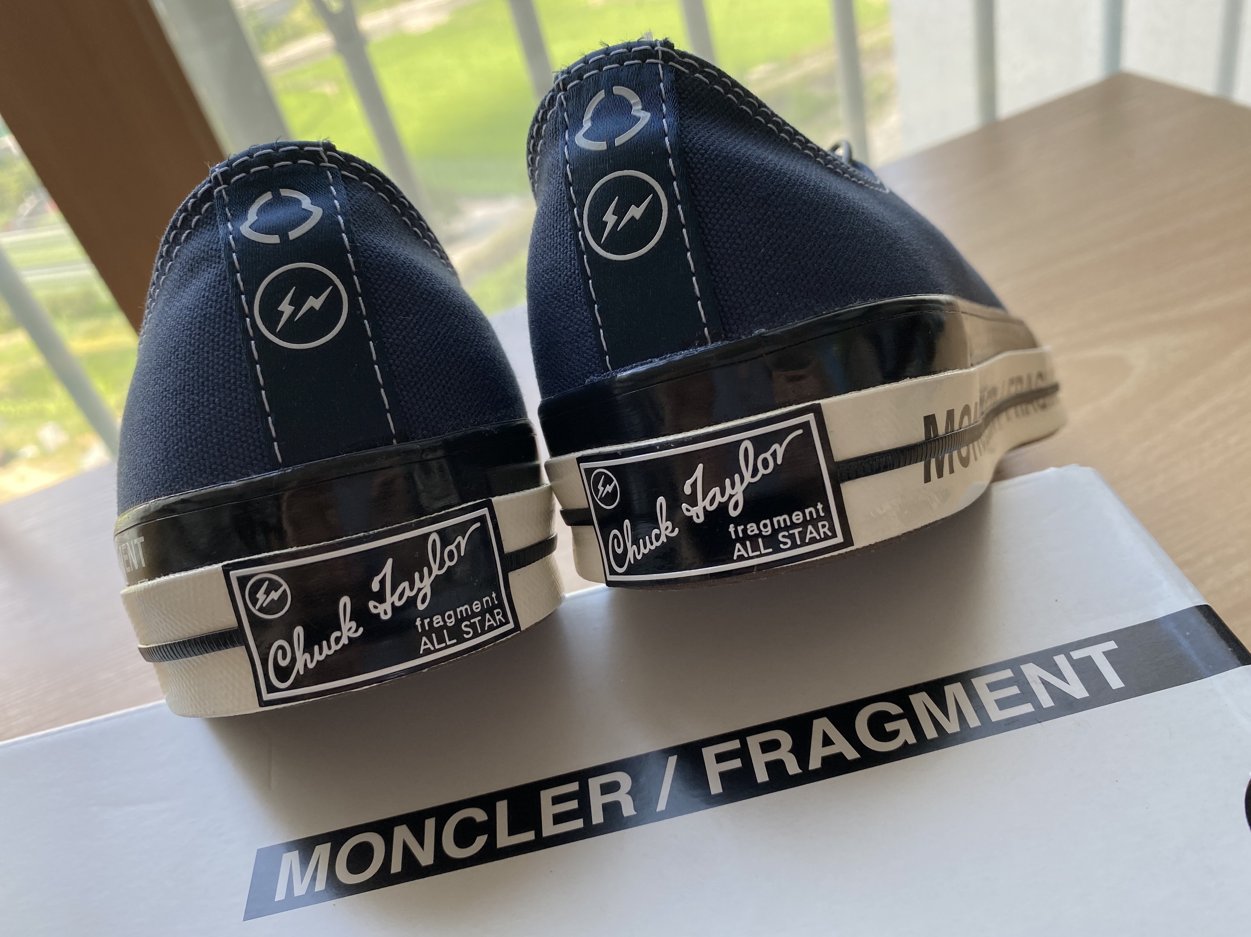 Converse x Moncler x Fragment Chuck 70 Ox Fraylor III Insignia Blue 착용 스타일 - 3