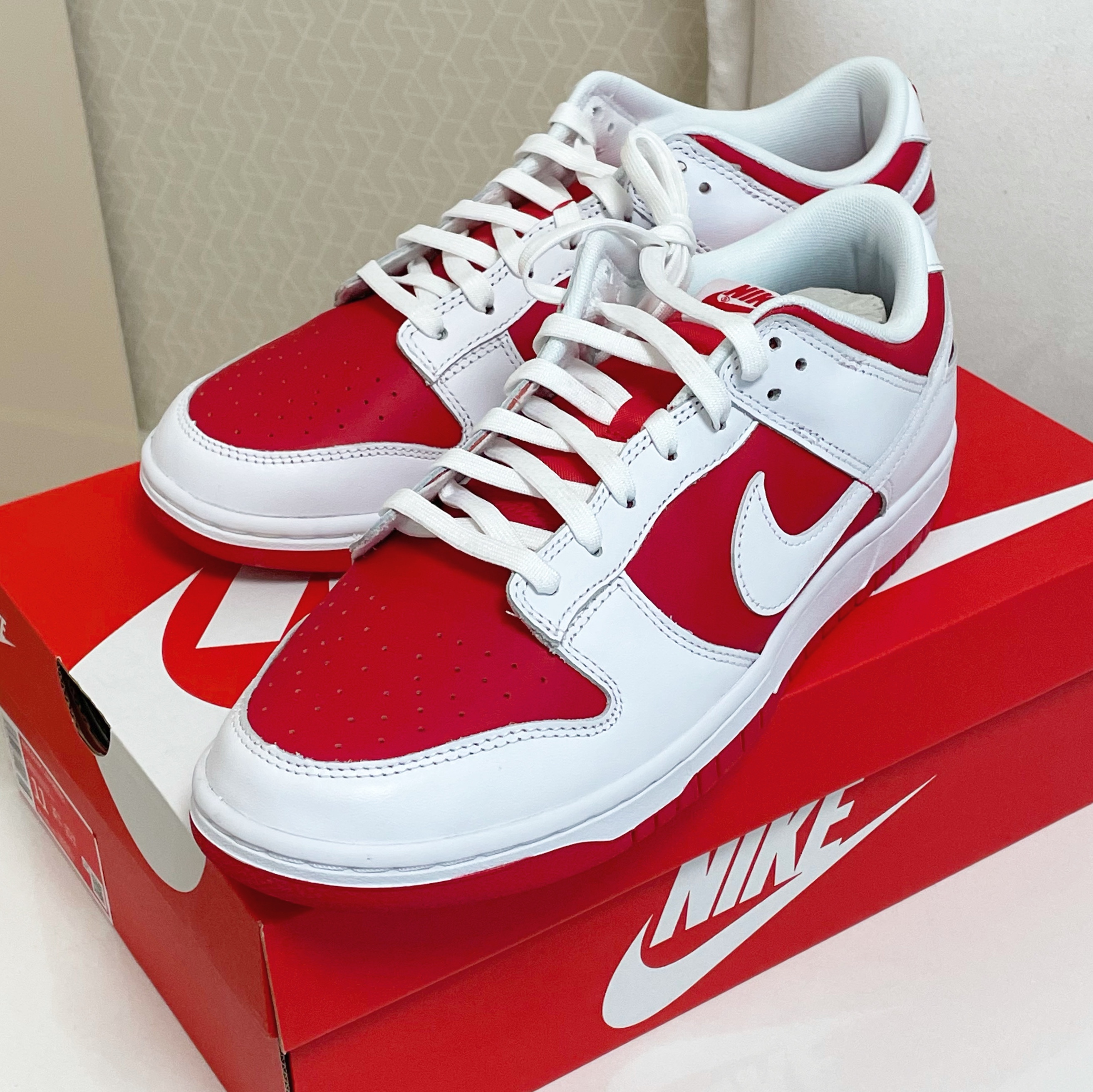 Nike Dunk Low Retro Championship Red 착용 스타일